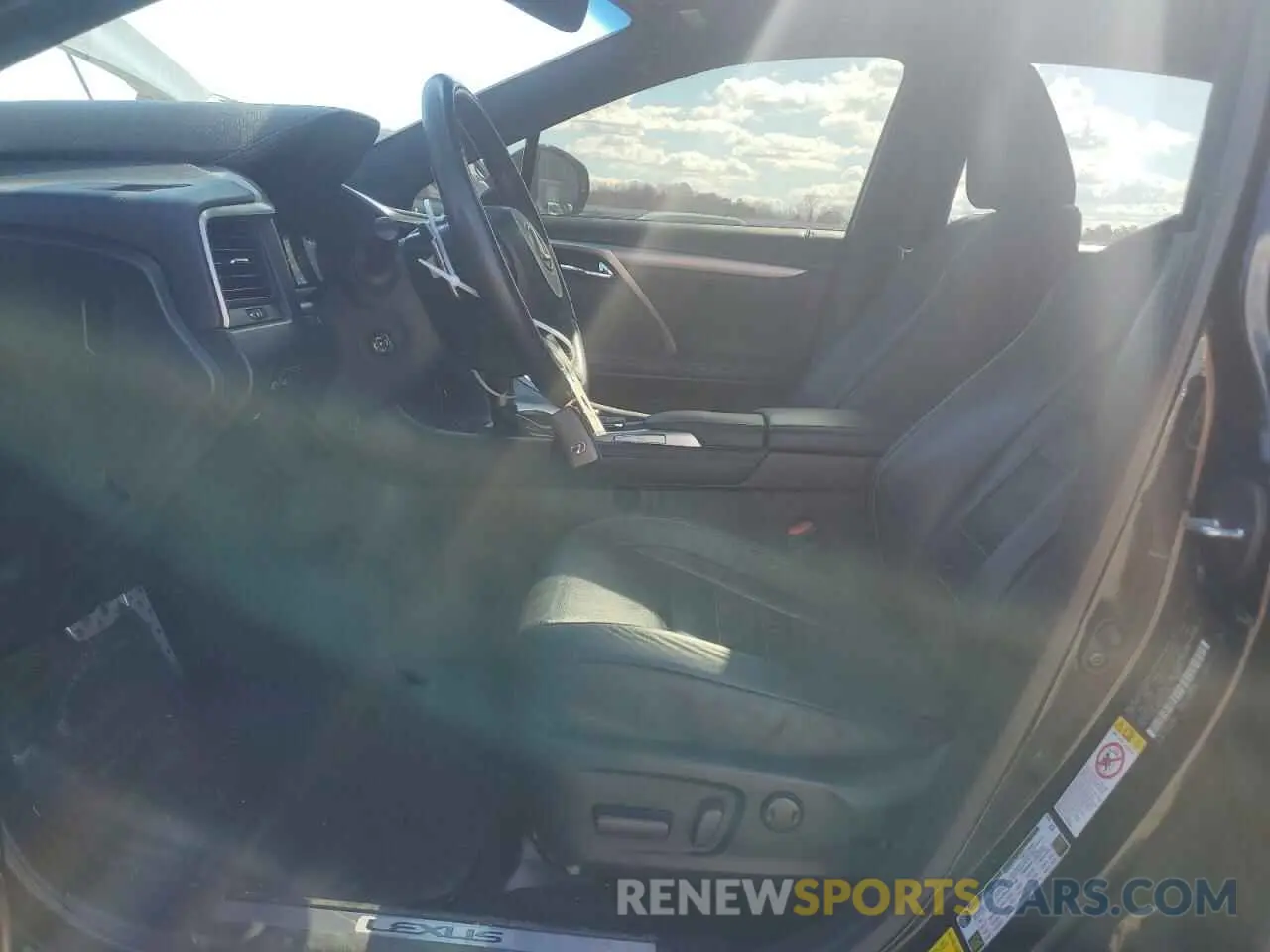 7 fotografías del automóvil dañado 2T2BZMCA7KC193018 LEXUS RX350 2019