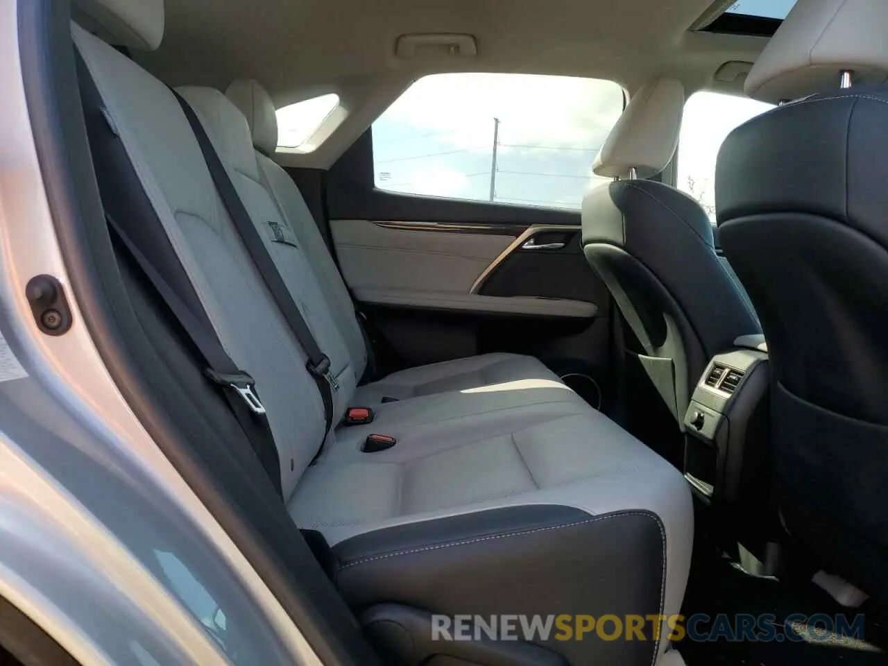11 fotografías del automóvil dañado 2T2BZMCA9KC174289 LEXUS RX350 2019