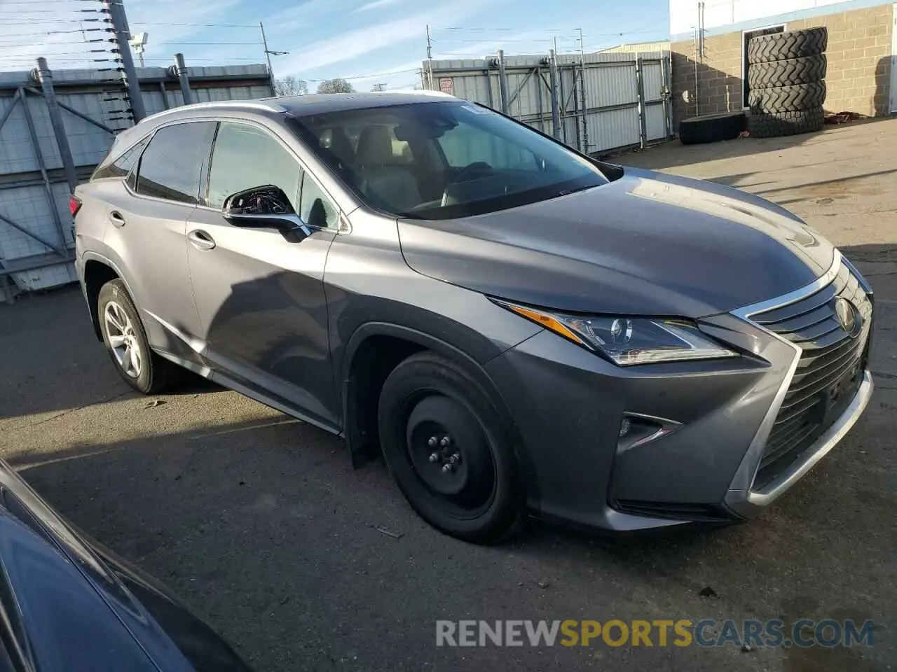 4 fotografías del automóvil dañado 2T2BZMCAXKC174303 LEXUS RX350 2019