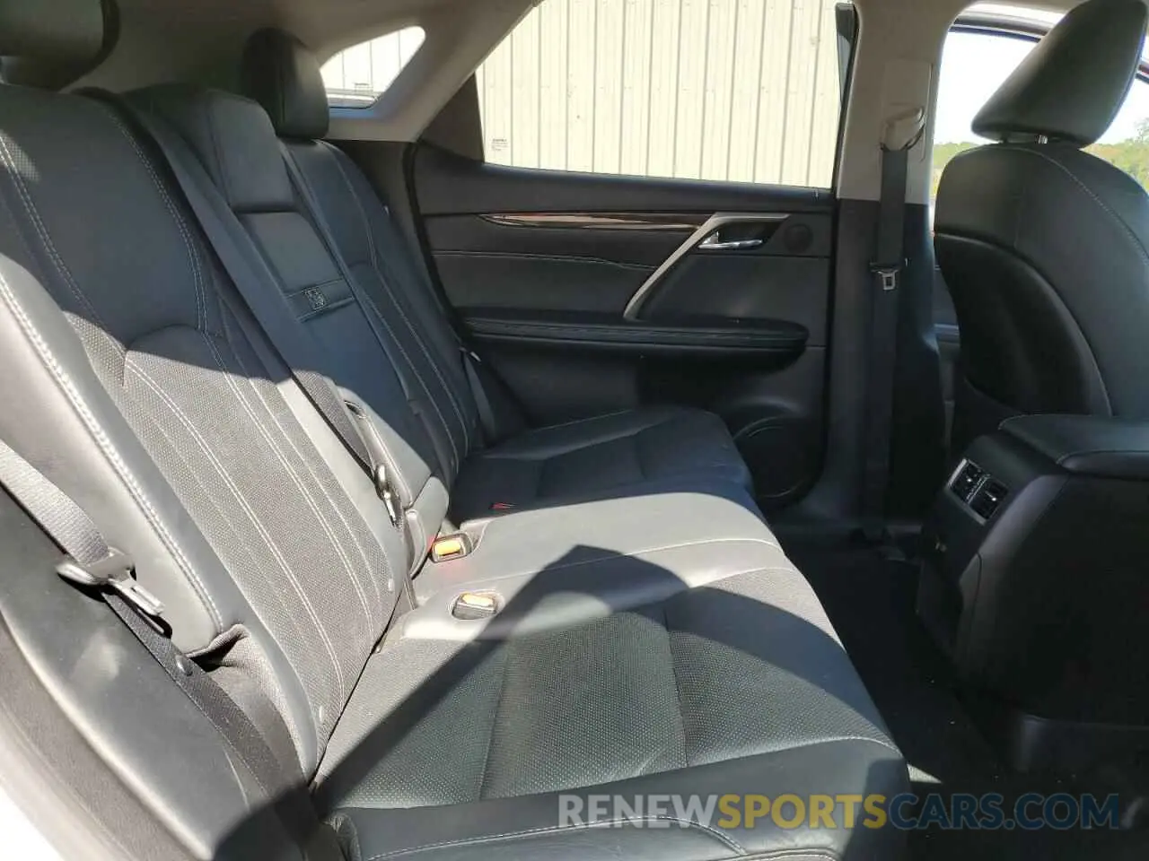 11 fotografías del automóvil dañado 2T2BZMCAXKC199525 LEXUS RX350 2019