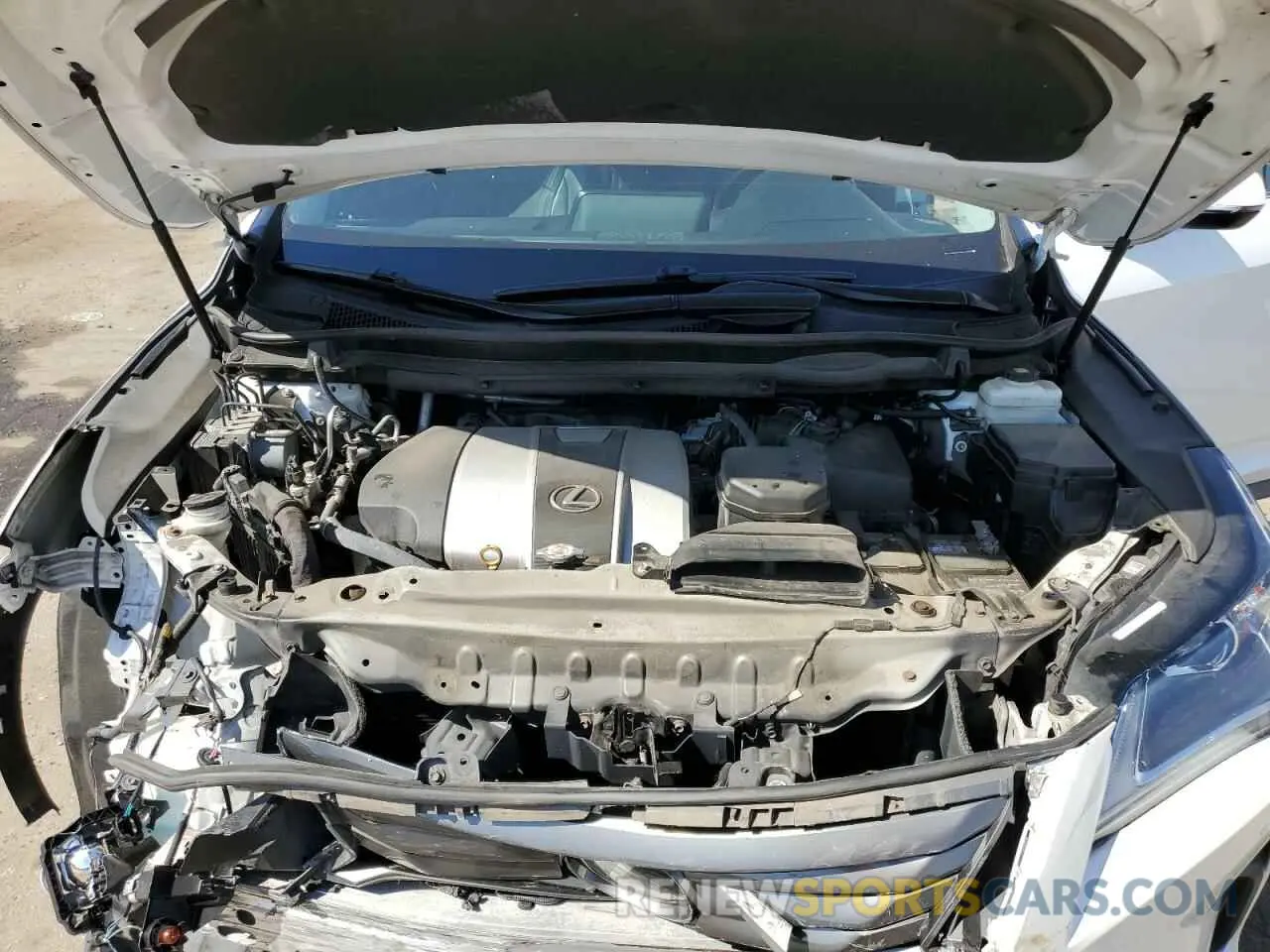 12 fotografías del automóvil dañado 2T2BZMCAXKC199525 LEXUS RX350 2019