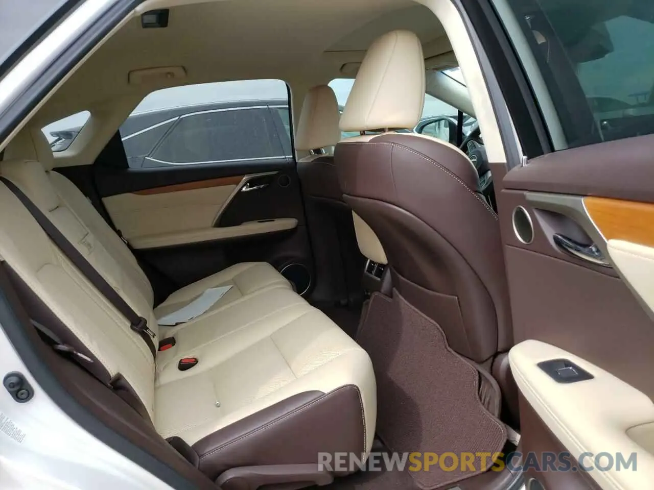 6 fotografías del automóvil dañado 2T2ZZMCA0KC145231 LEXUS RX350 2019