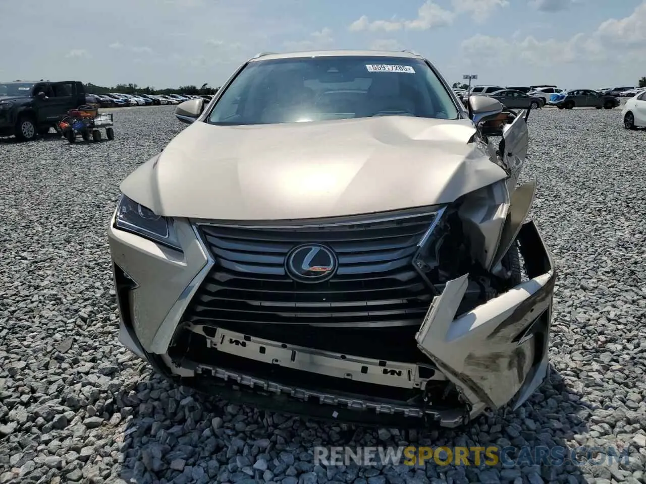 5 fotografías del automóvil dañado 2T2ZZMCA2KC131136 LEXUS RX350 2019