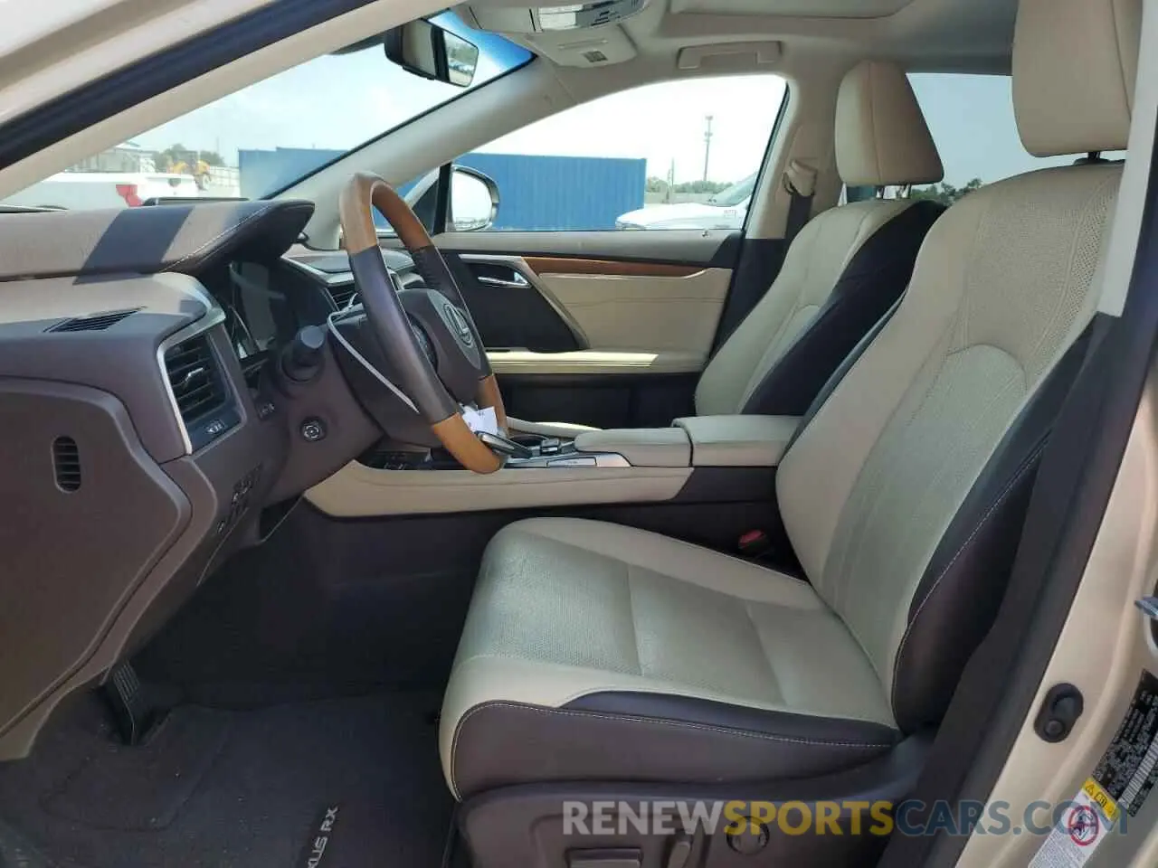 7 fotografías del automóvil dañado 2T2ZZMCA2KC131136 LEXUS RX350 2019