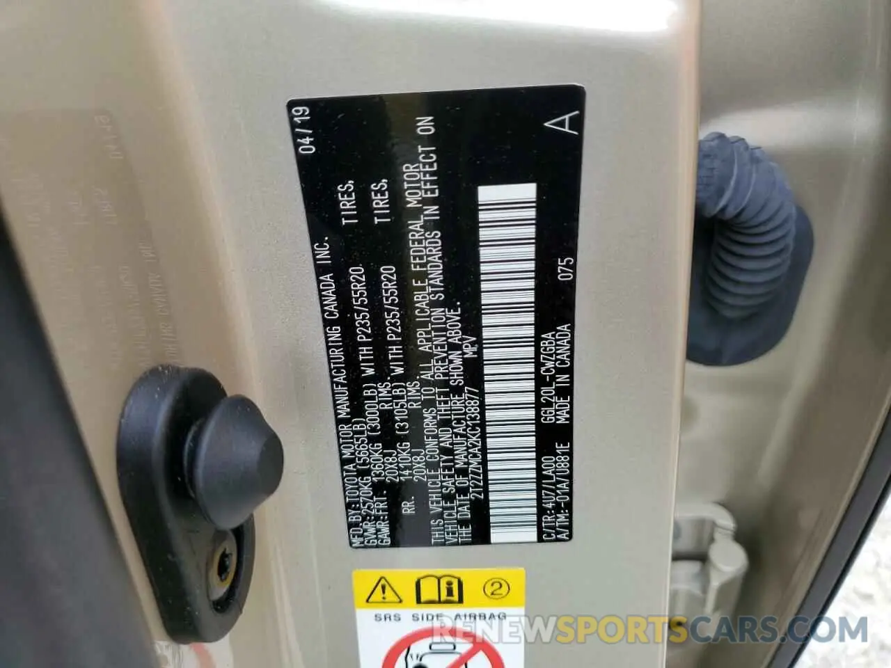 10 fotografías del automóvil dañado 2T2ZZMCA2KC138877 LEXUS RX350 2019