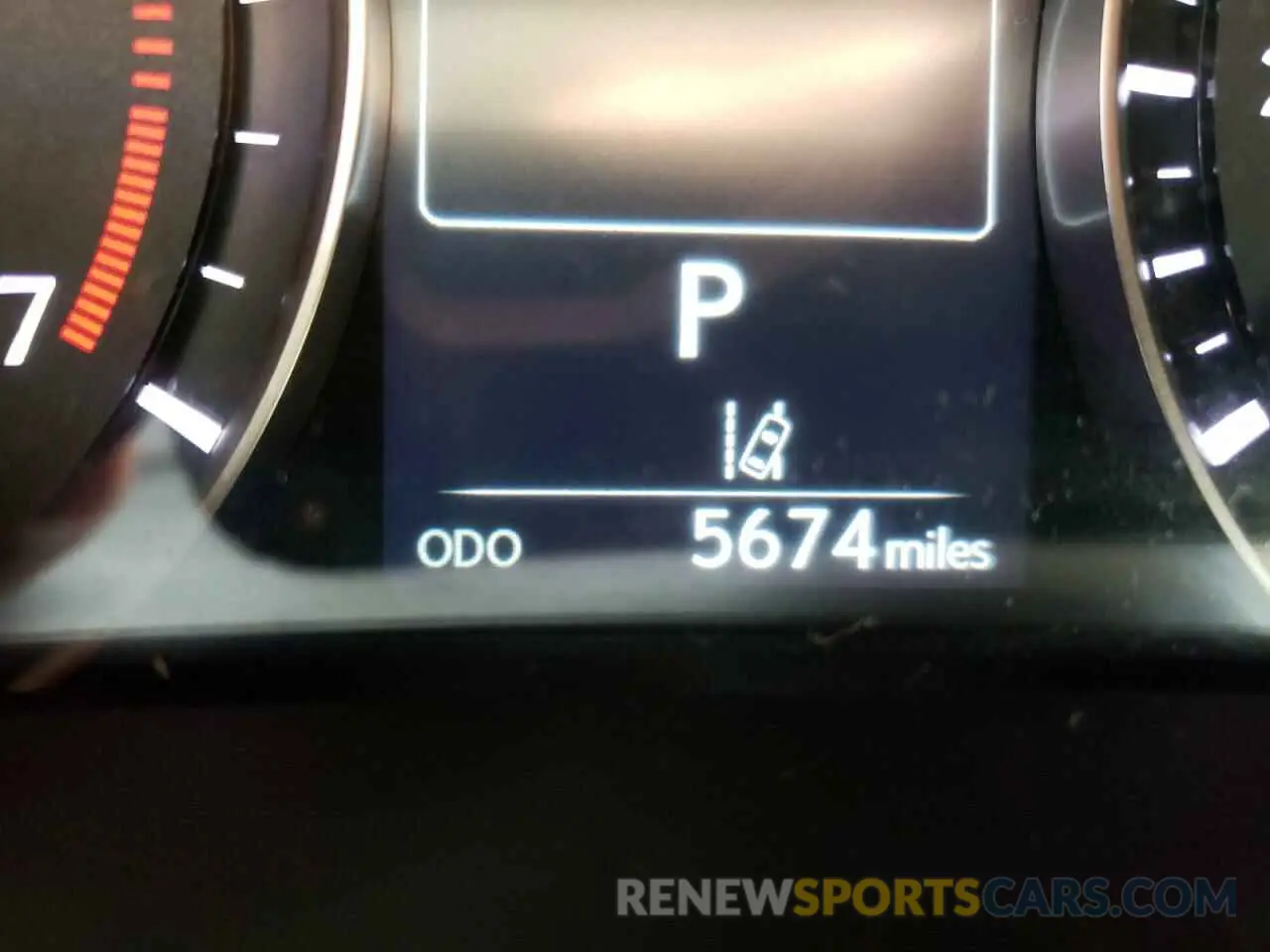 8 fotografías del automóvil dañado 2T2ZZMCA2KC138877 LEXUS RX350 2019