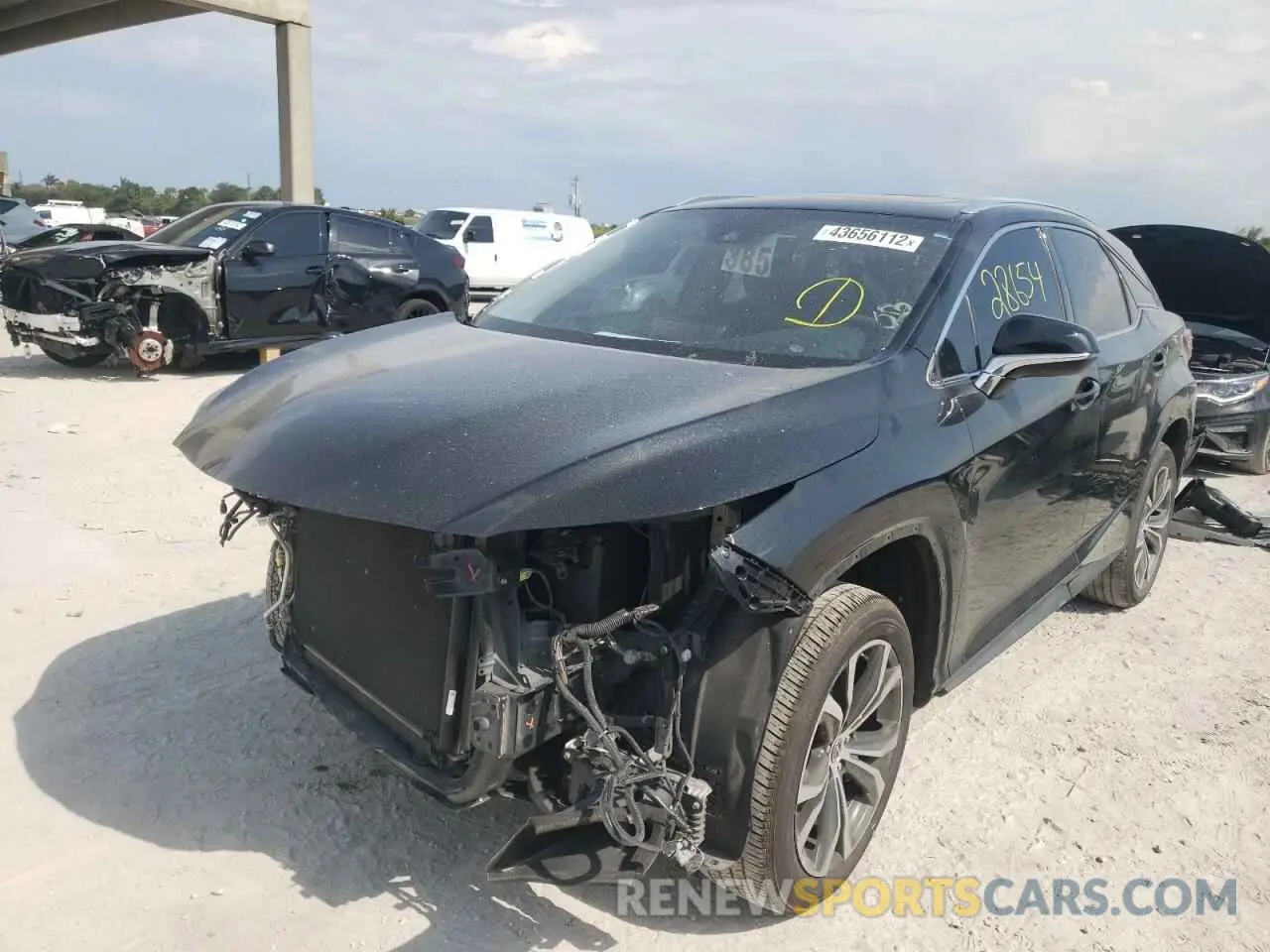 2 fotografías del automóvil dañado 2T2ZZMCA2KC142797 LEXUS RX350 2019