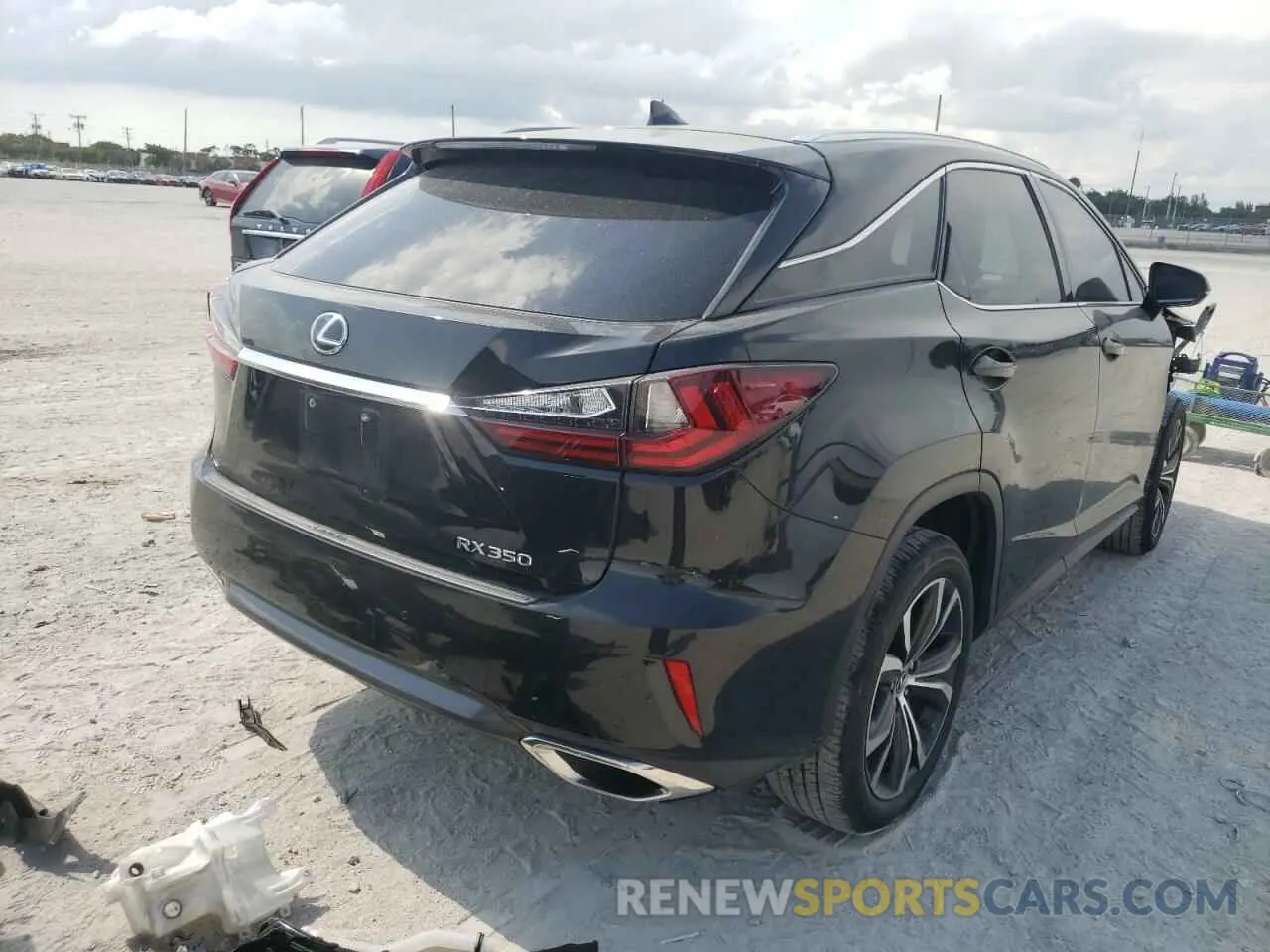 4 fotografías del automóvil dañado 2T2ZZMCA2KC142797 LEXUS RX350 2019