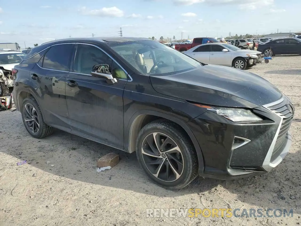 4 fotografías del automóvil dañado 2T2ZZMCA2KC149703 LEXUS RX350 2019