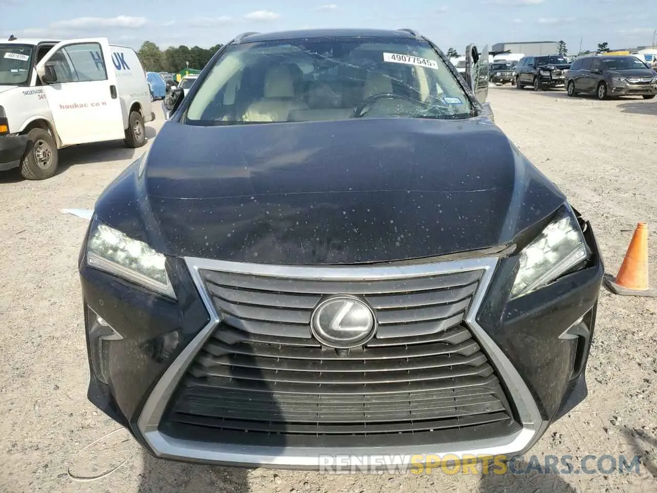 5 fotografías del automóvil dañado 2T2ZZMCA2KC149703 LEXUS RX350 2019