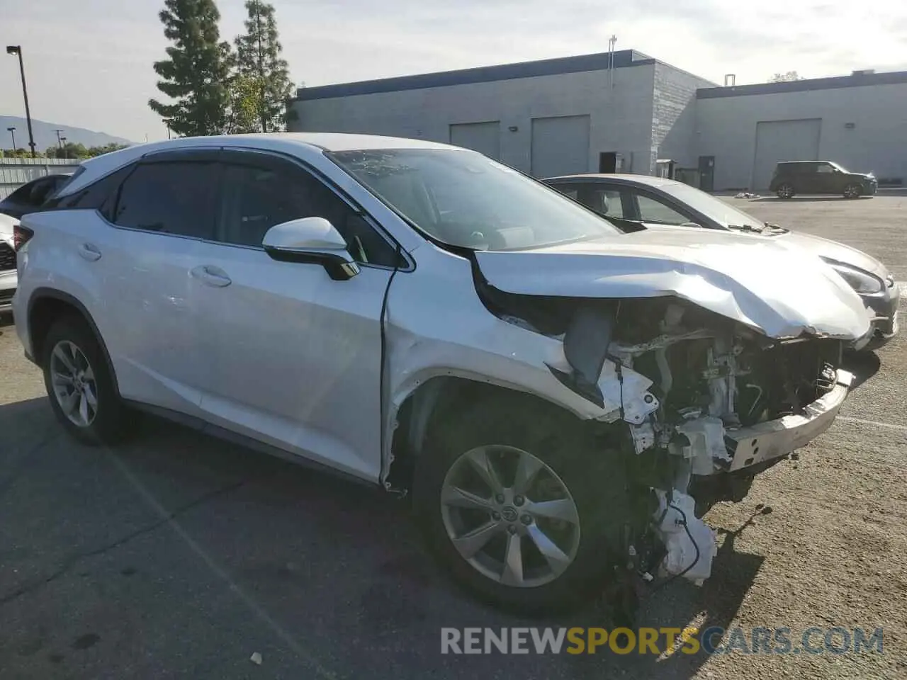4 fotografías del automóvil dañado 2T2ZZMCA3KC135664 LEXUS RX350 2019