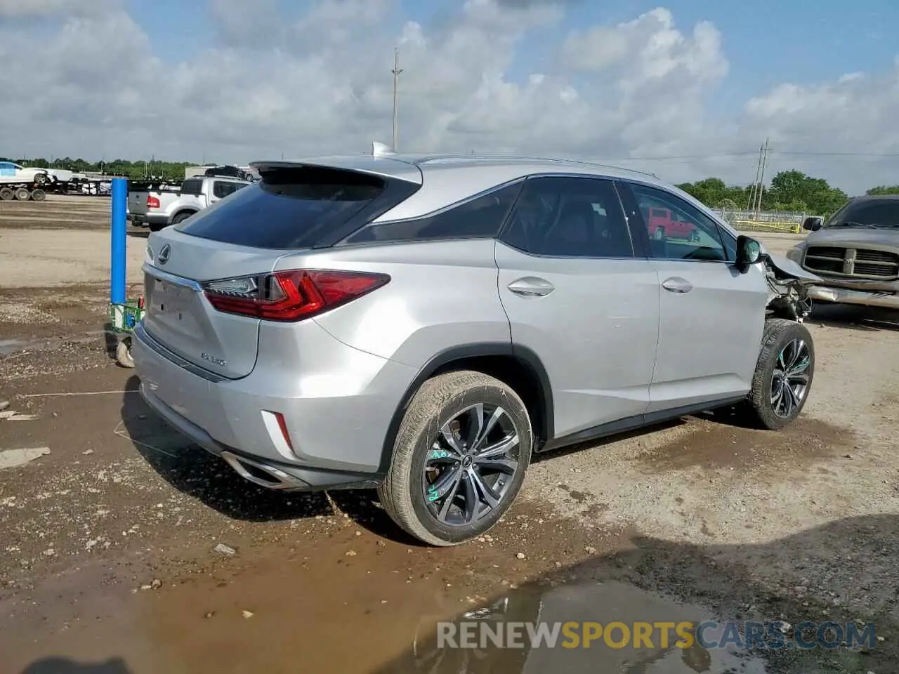 3 fotografías del automóvil dañado 2T2ZZMCA3KC150651 LEXUS RX350 2019