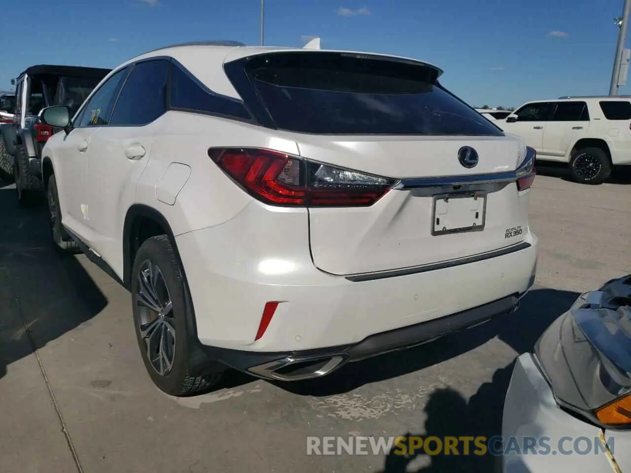 3 fotografías del automóvil dañado 2T2ZZMCA4KC132451 LEXUS RX350 2019