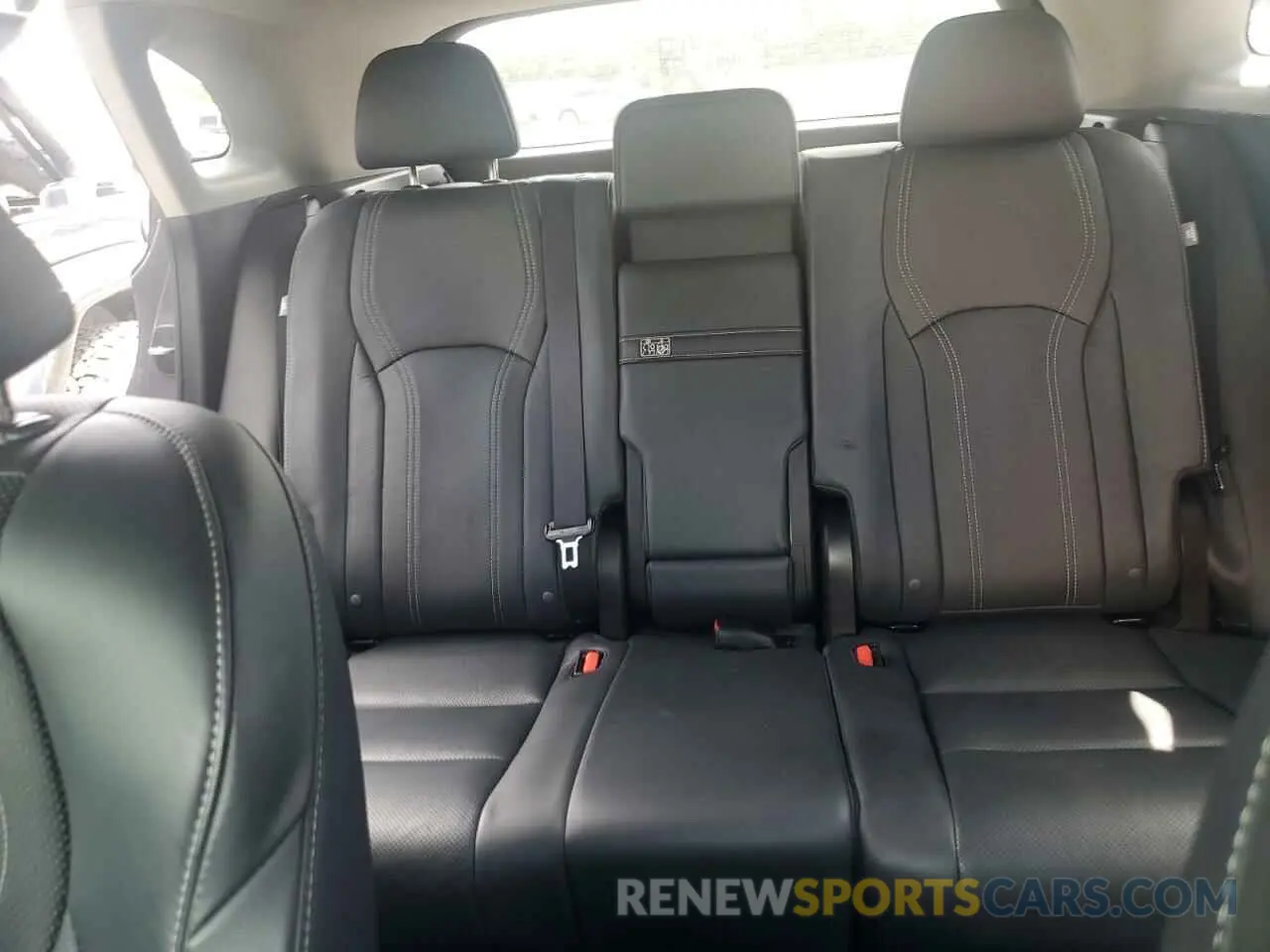10 fotografías del automóvil dañado 2T2ZZMCA5KC124911 LEXUS RX350 2019