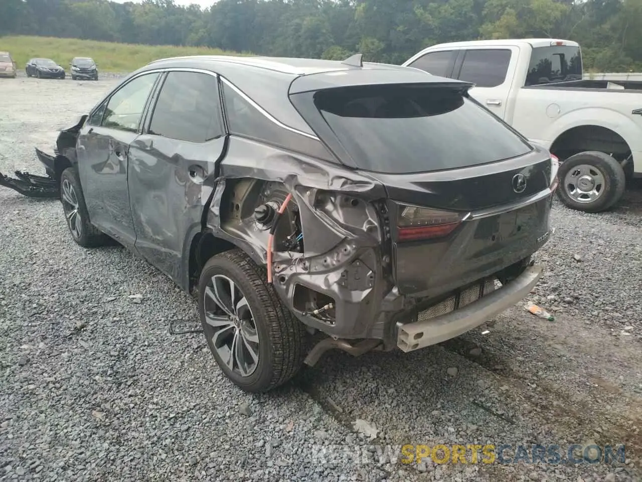 3 fotografías del automóvil dañado 2T2ZZMCA5KC132281 LEXUS RX350 2019