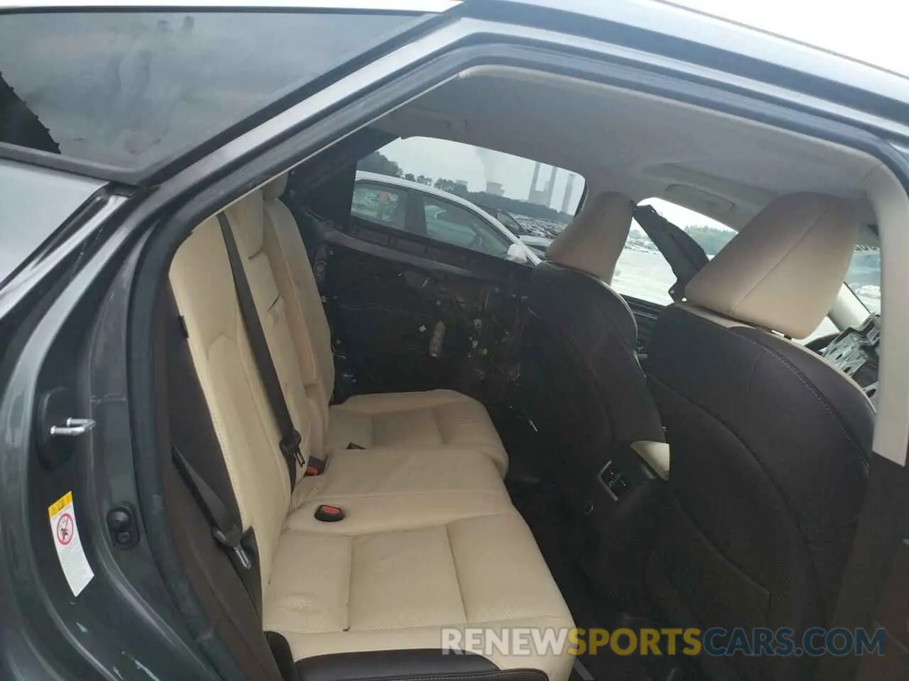 6 fotografías del automóvil dañado 2T2ZZMCA5KC132281 LEXUS RX350 2019