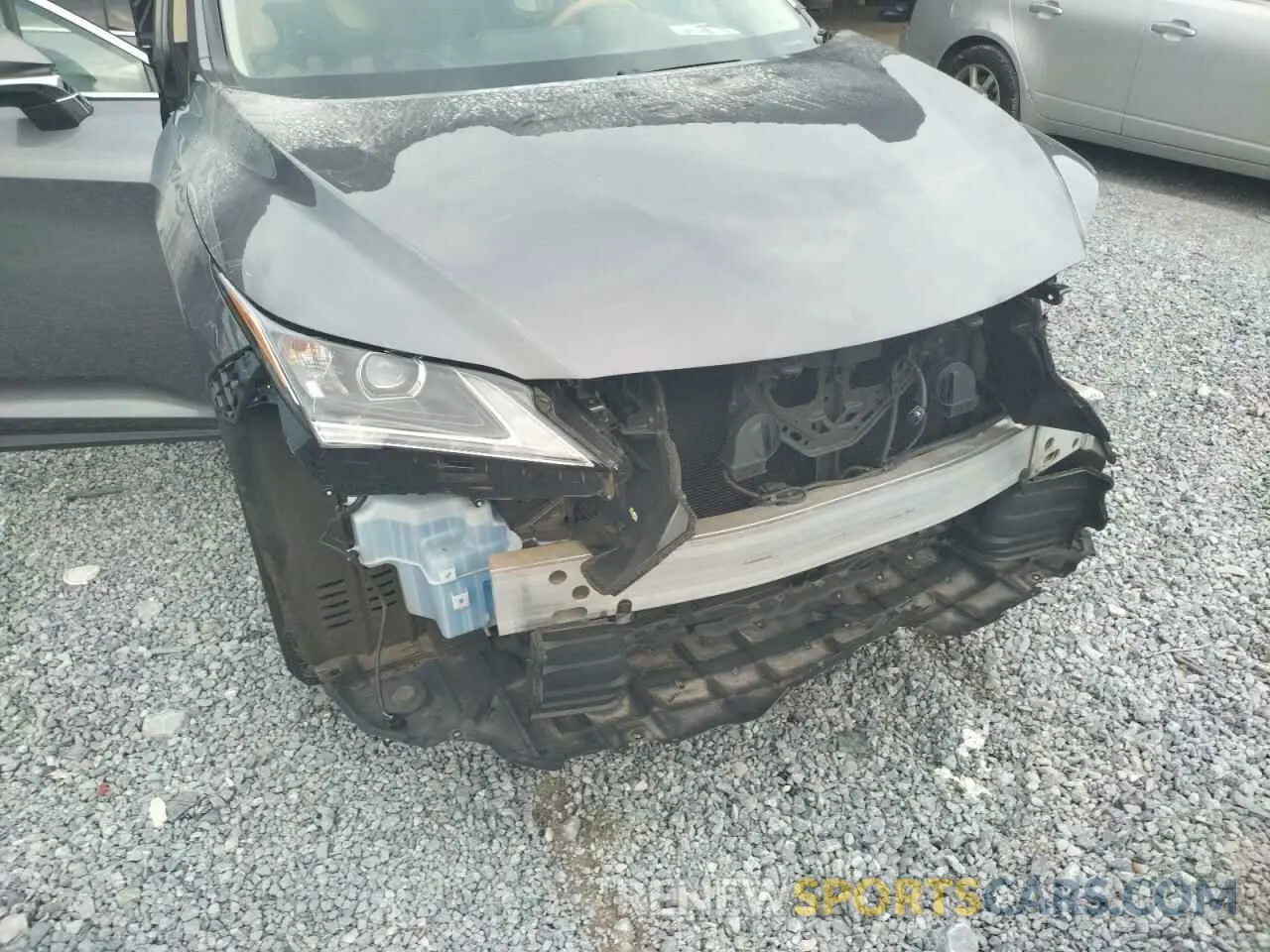 9 fotografías del automóvil dañado 2T2ZZMCA5KC132281 LEXUS RX350 2019
