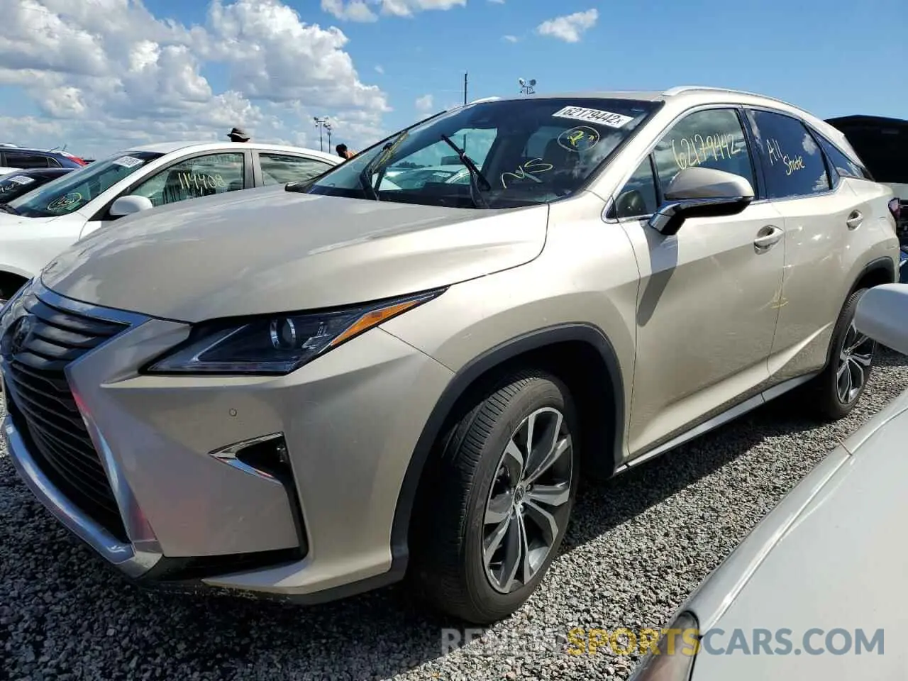 2 fotografías del automóvil dañado 2T2ZZMCA5KC145368 LEXUS RX350 2019