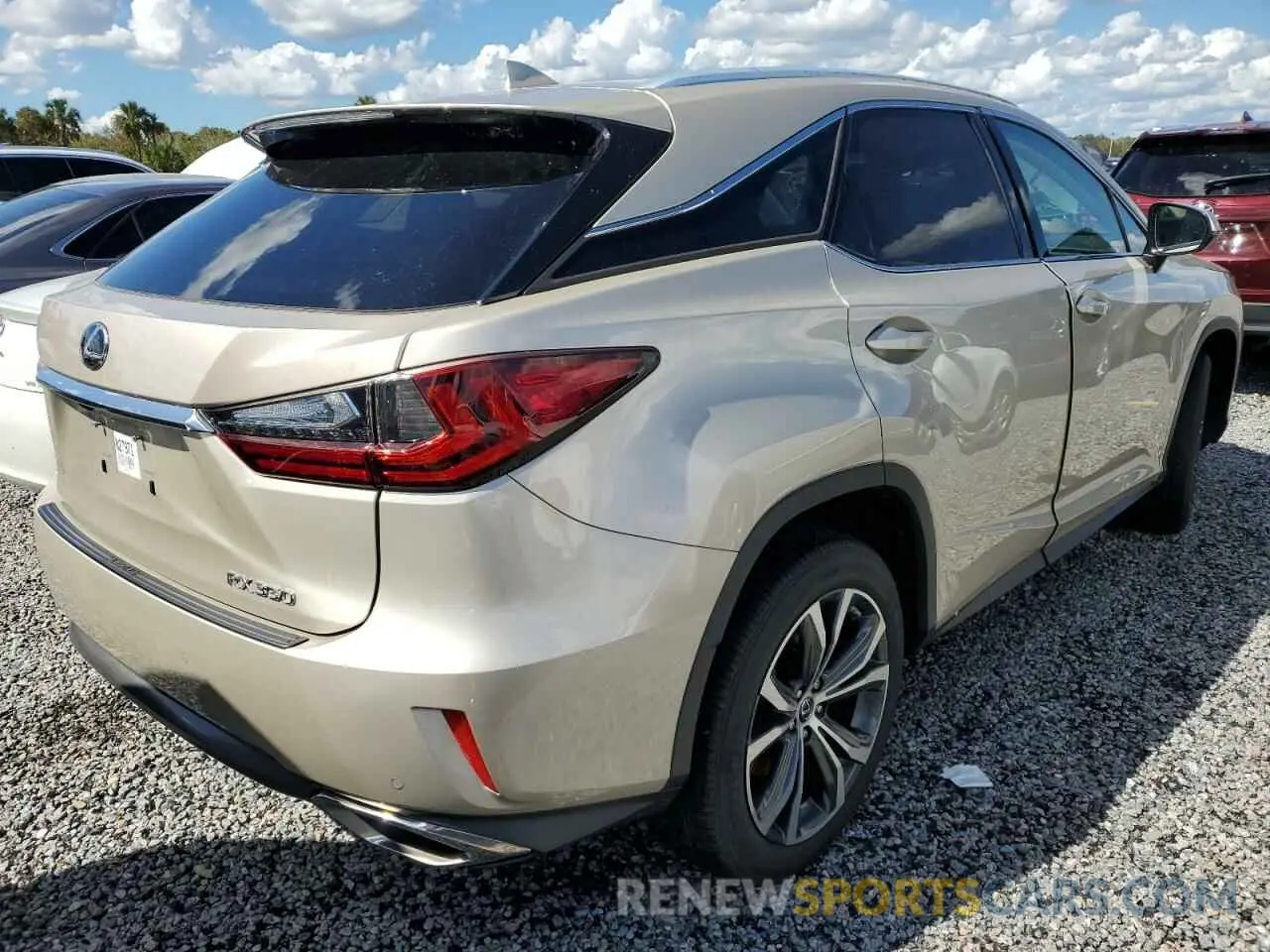 4 fotografías del automóvil dañado 2T2ZZMCA5KC145368 LEXUS RX350 2019