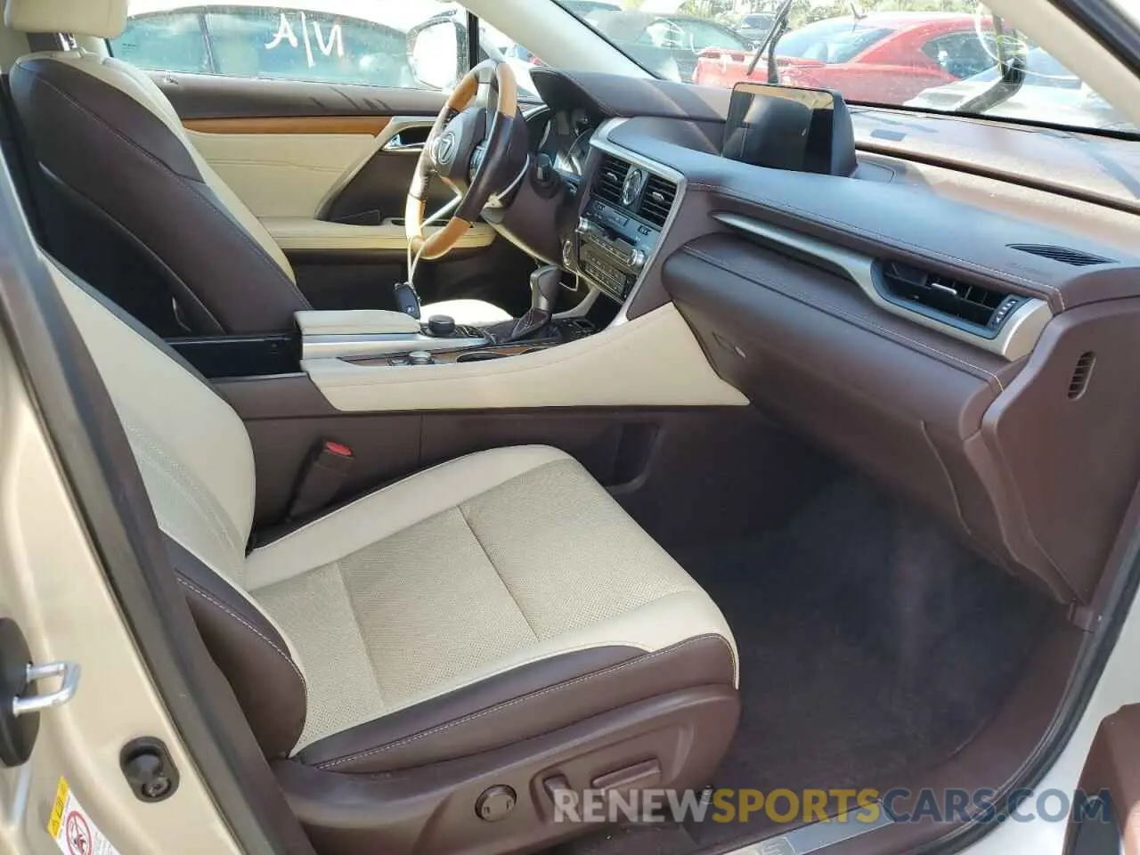 5 fotografías del automóvil dañado 2T2ZZMCA5KC145368 LEXUS RX350 2019