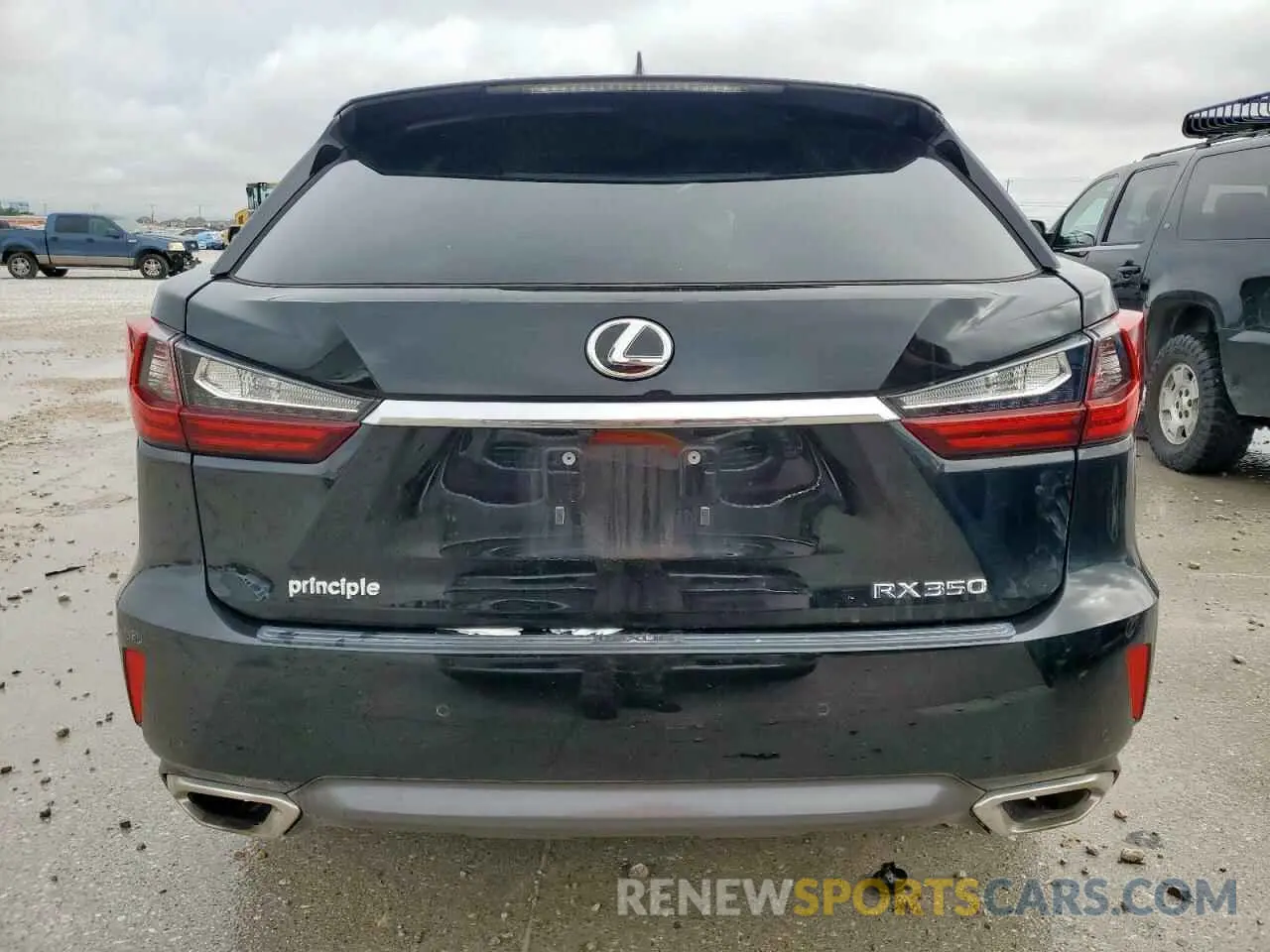 6 fotografías del automóvil dañado 2T2ZZMCA6KC136484 LEXUS RX350 2019