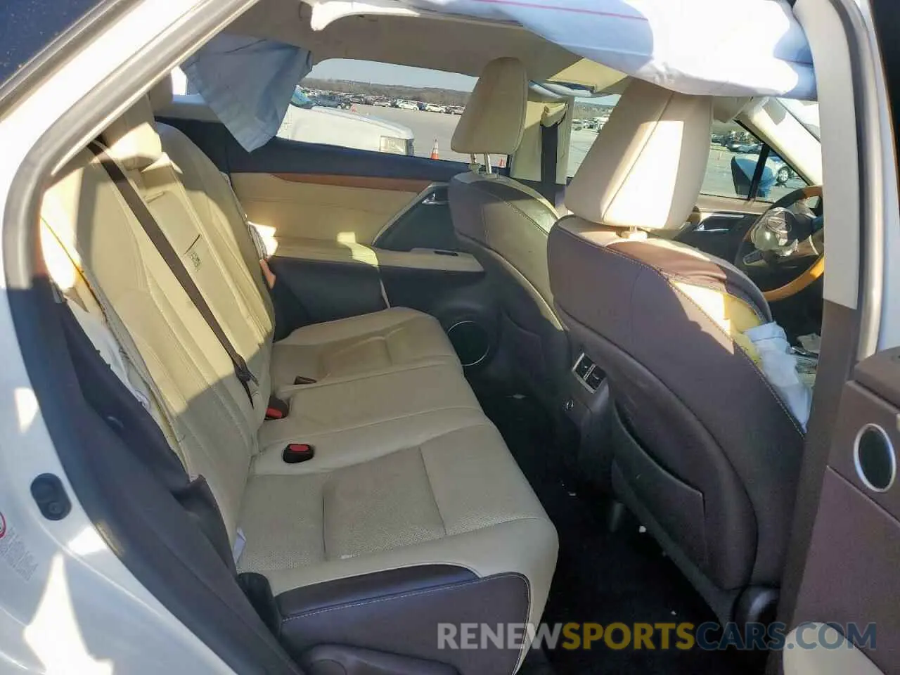 11 fotografías del automóvil dañado 2T2ZZMCA7KC121122 LEXUS RX350 2019