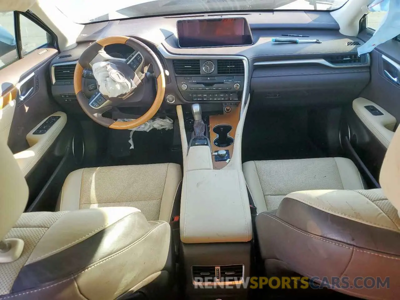 8 fotografías del automóvil dañado 2T2ZZMCA7KC121122 LEXUS RX350 2019