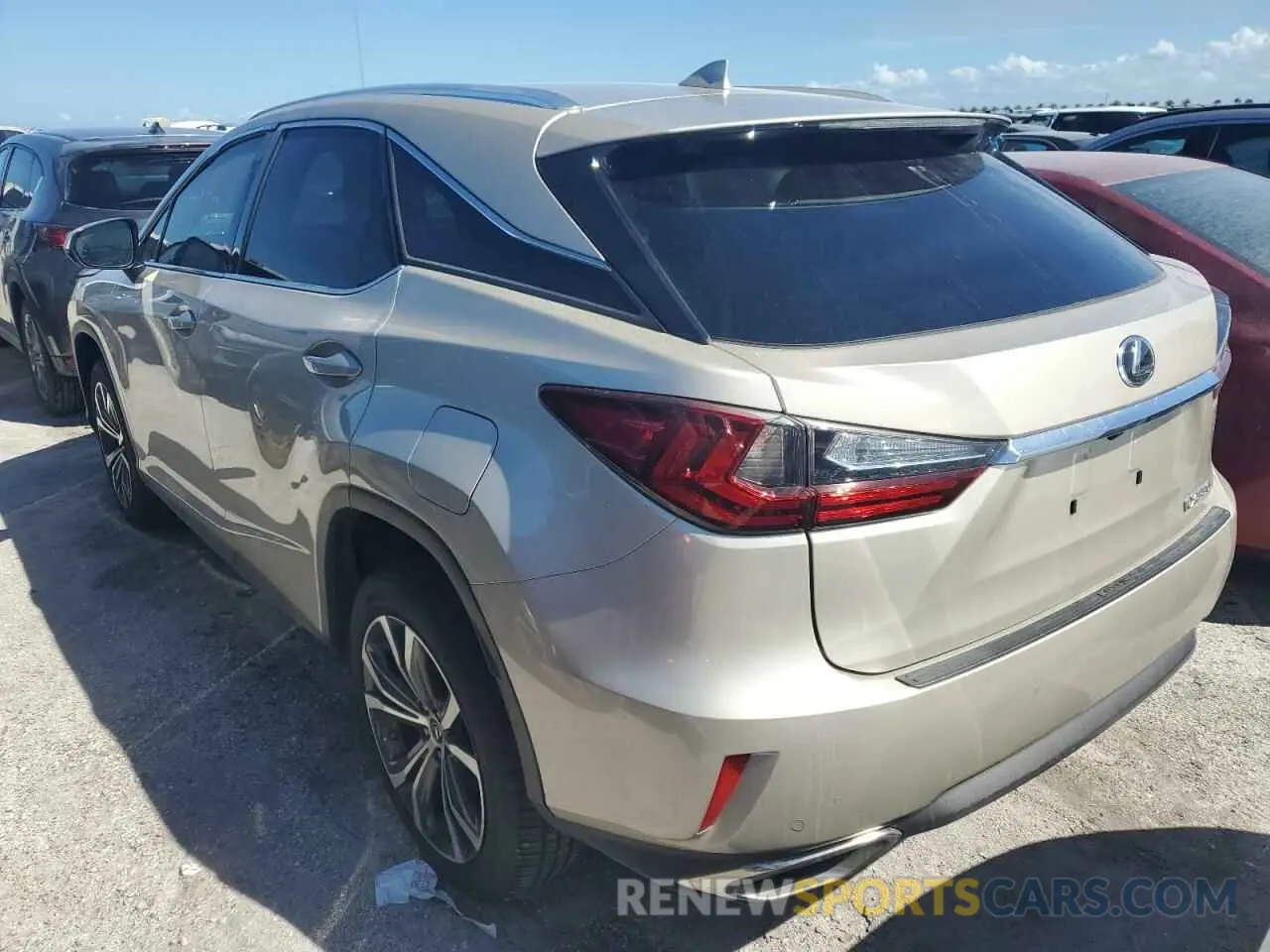 3 fotografías del automóvil dañado 2T2ZZMCA7KC145890 LEXUS RX350 2019