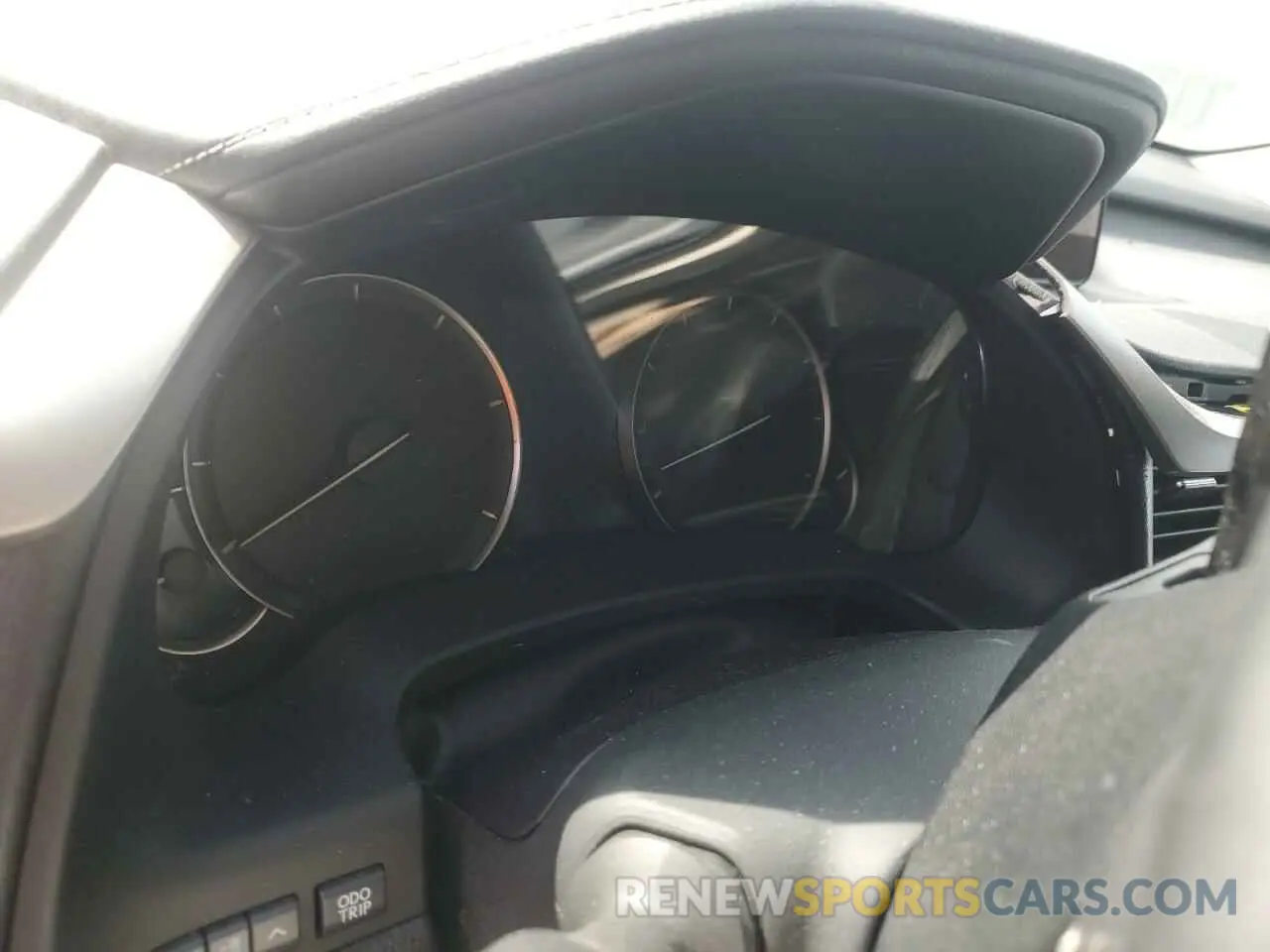 9 fotografías del automóvil dañado 2T2ZZMCA8KC140455 LEXUS RX350 2019