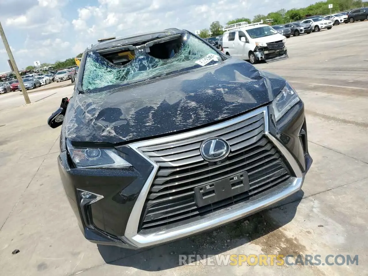 9 fotografías del automóvil dañado 2T2ZZMCA8KC141590 LEXUS RX350 2019