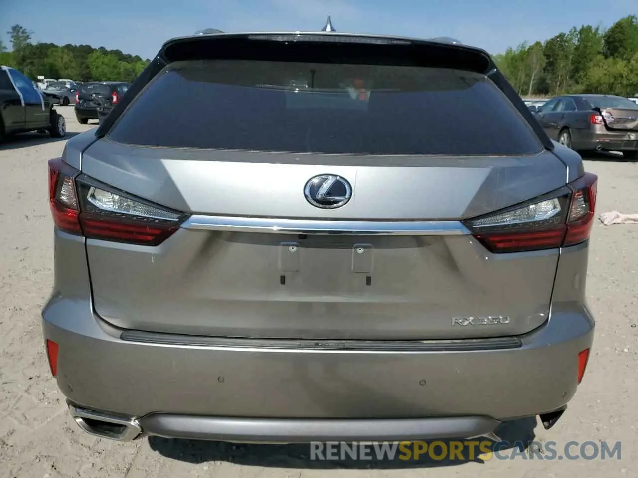 6 fotografías del automóvil dañado 2T2ZZMCA9KC121753 LEXUS RX350 2019