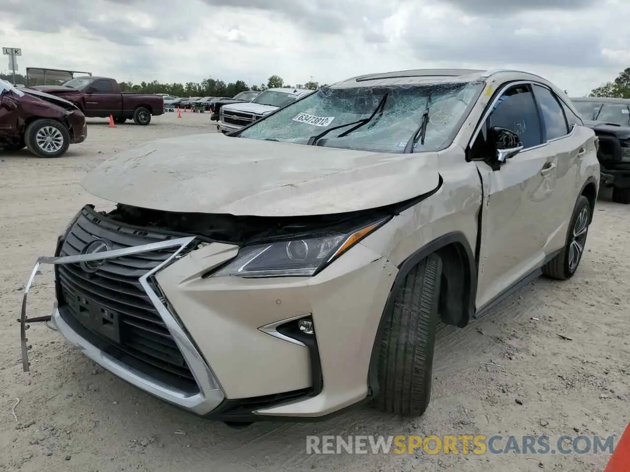2 fotografías del automóvil dañado 2T2ZZMCAXKC145897 LEXUS RX350 2019