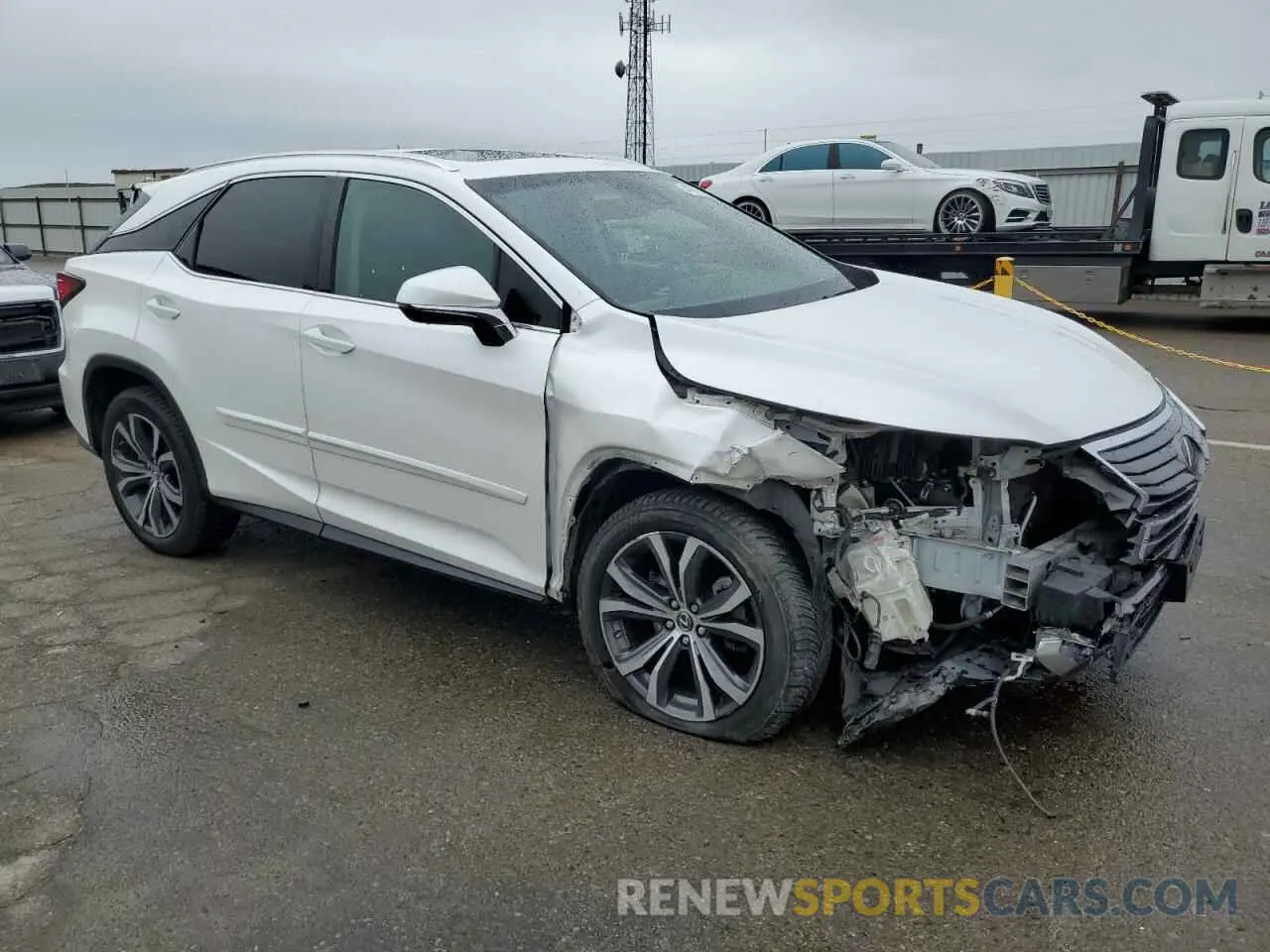 4 fotografías del automóvil dañado JTJBZMCA2K2040739 LEXUS RX350 2019