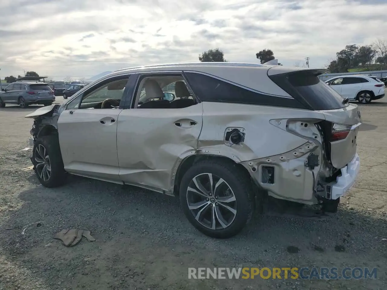 2 fotografías del automóvil dañado JTJDZKCA3K2020772 LEXUS RX350 2019