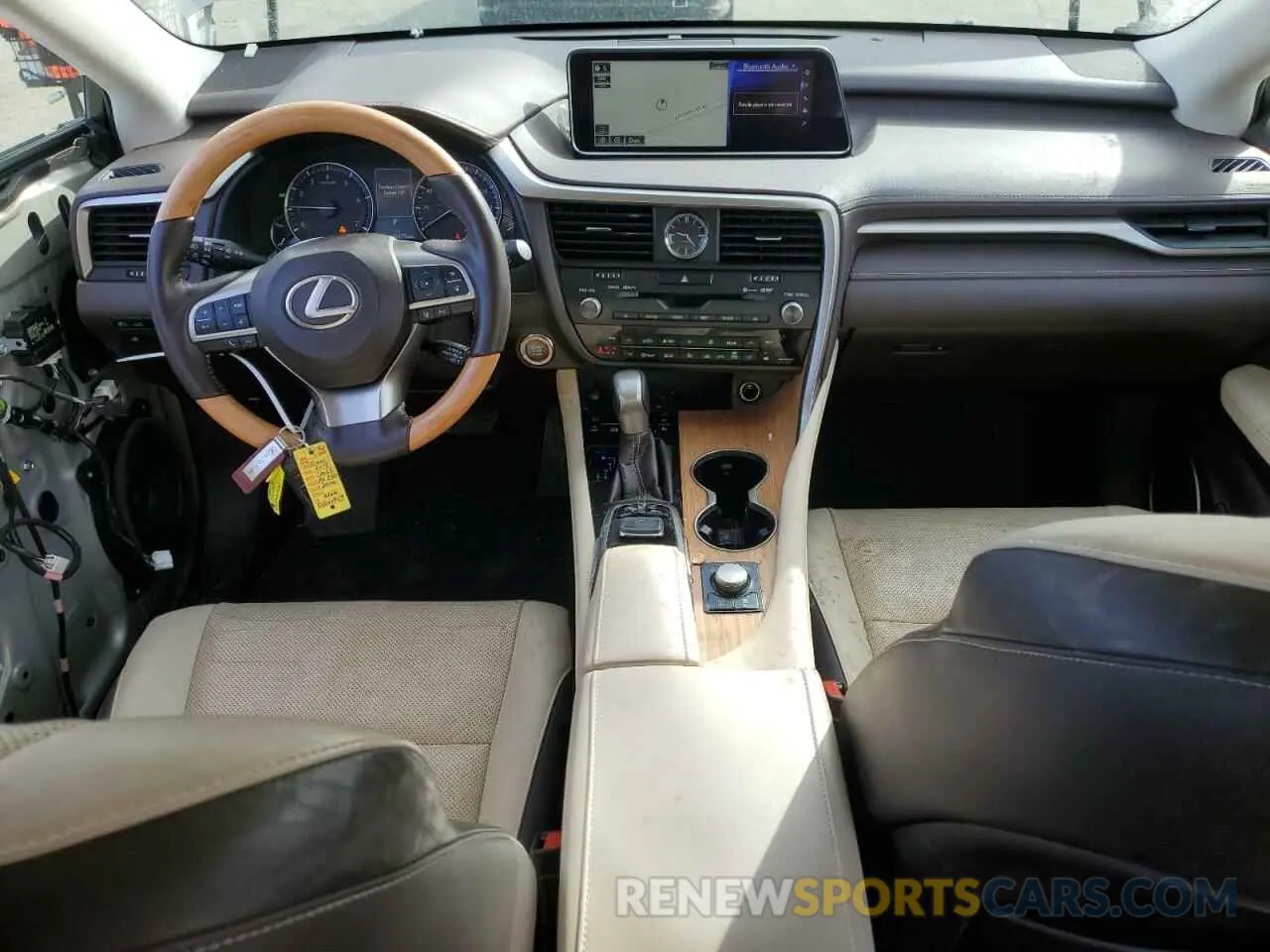 8 fotografías del automóvil dañado JTJDZKCA3K2020772 LEXUS RX350 2019
