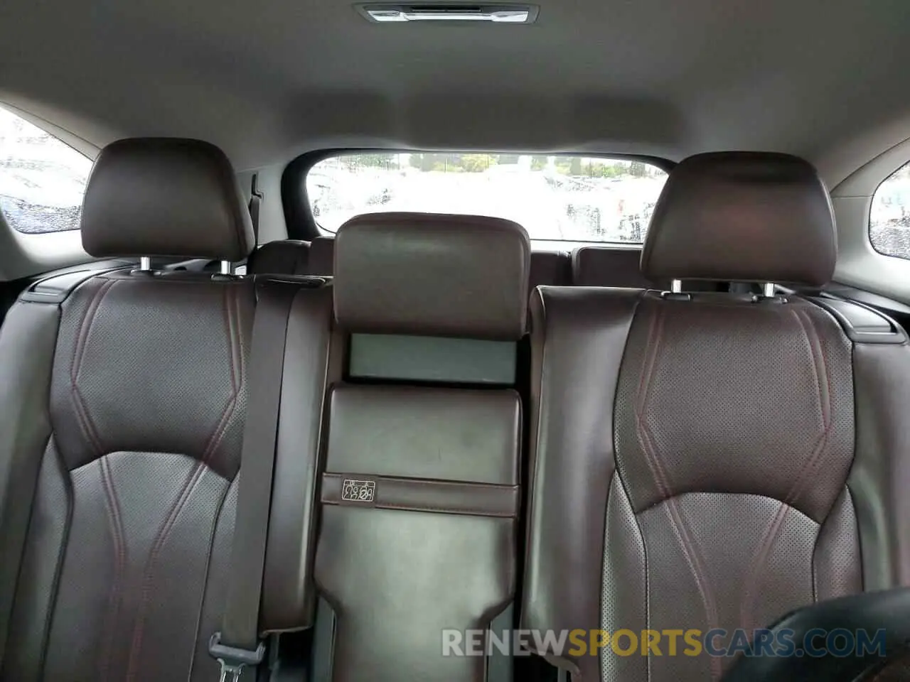 10 fotografías del automóvil dañado JTJGZKCA0K2011427 LEXUS RX350 2019