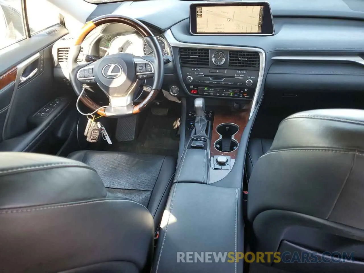 8 fotografías del automóvil dañado JTJGZKCA6K2013537 LEXUS RX350 2019