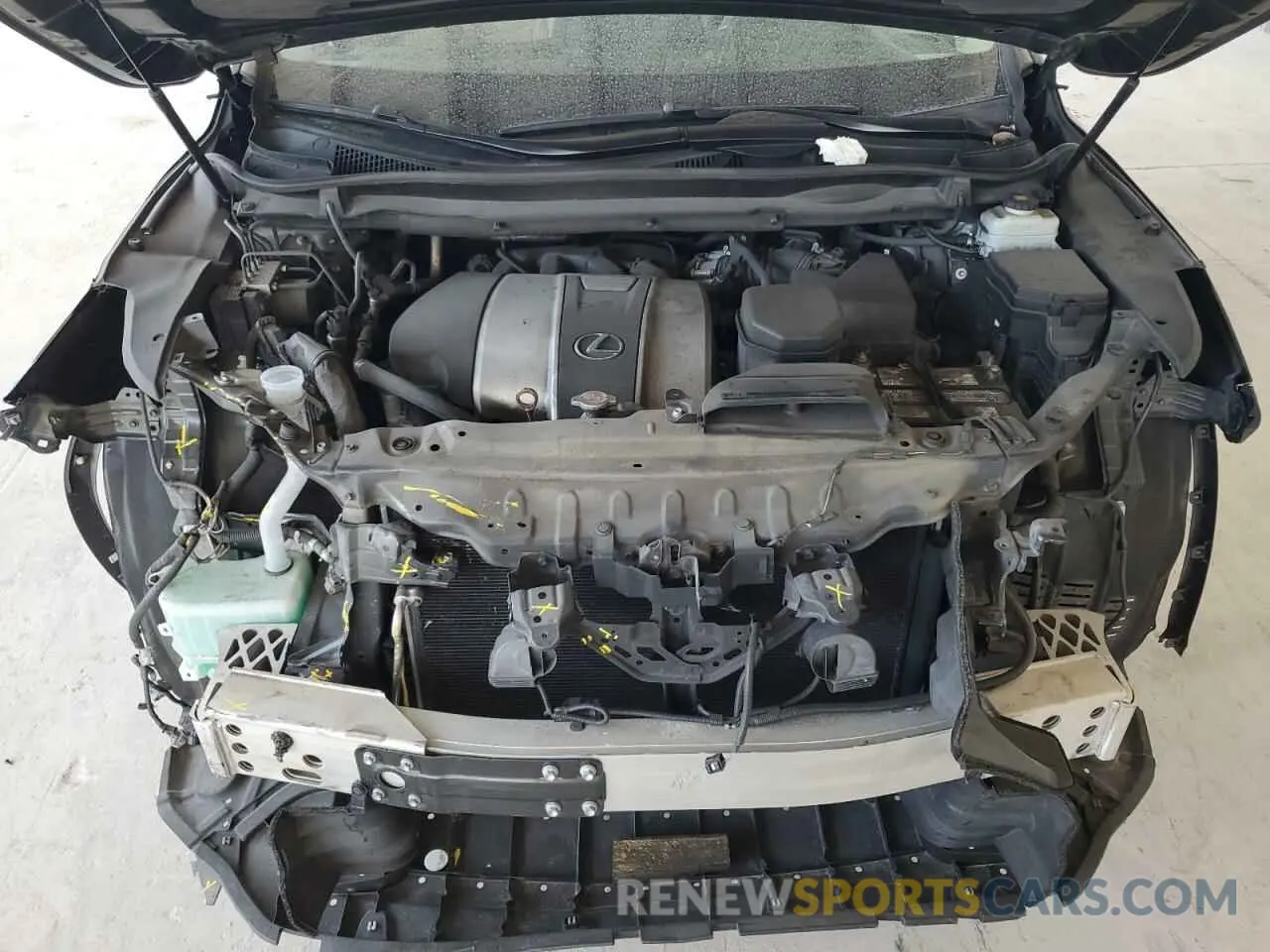 12 fotografías del automóvil dañado 2T2AZMAA0LC155615 LEXUS RX350 2020