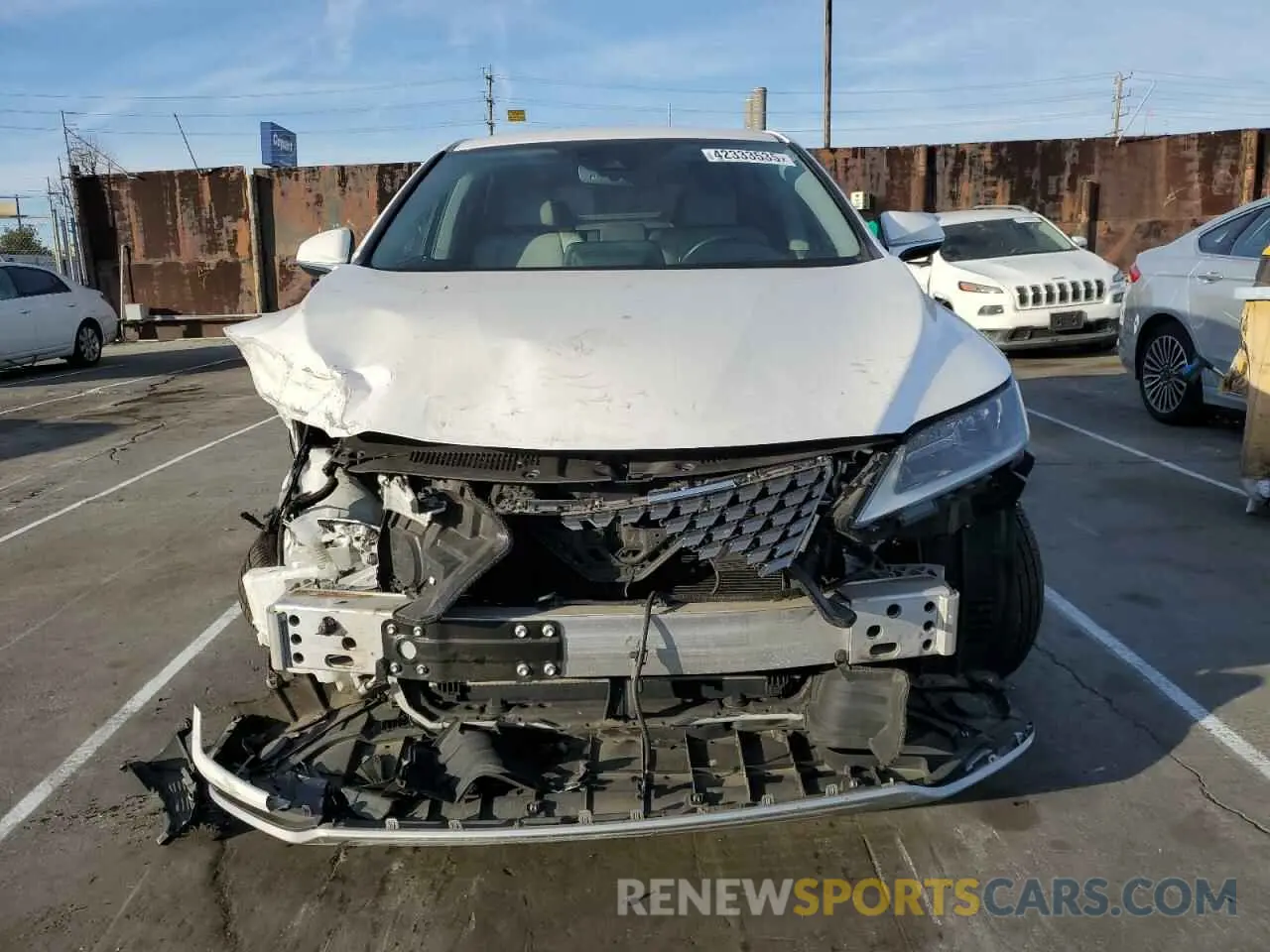 5 fotografías del automóvil dañado 2T2AZMAA2LC161657 LEXUS RX350 2020
