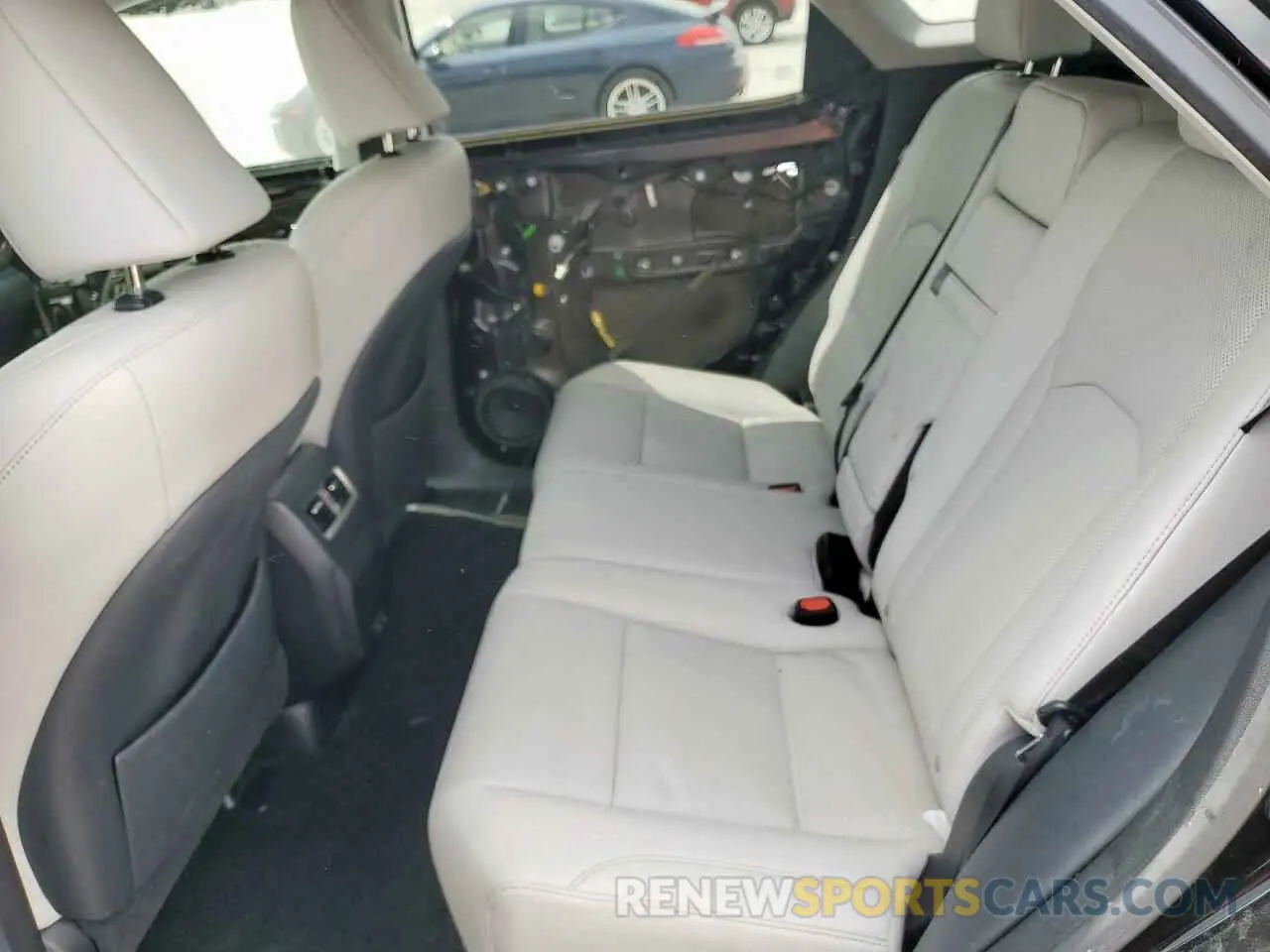 11 fotografías del automóvil dañado 2T2HZMAA0LC161879 LEXUS RX350 2020