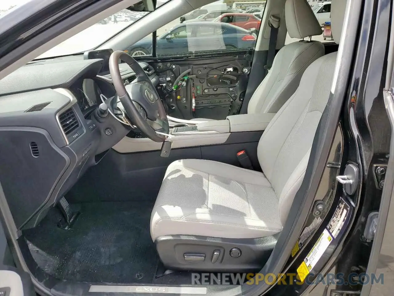 7 fotografías del automóvil dañado 2T2HZMAA0LC161879 LEXUS RX350 2020