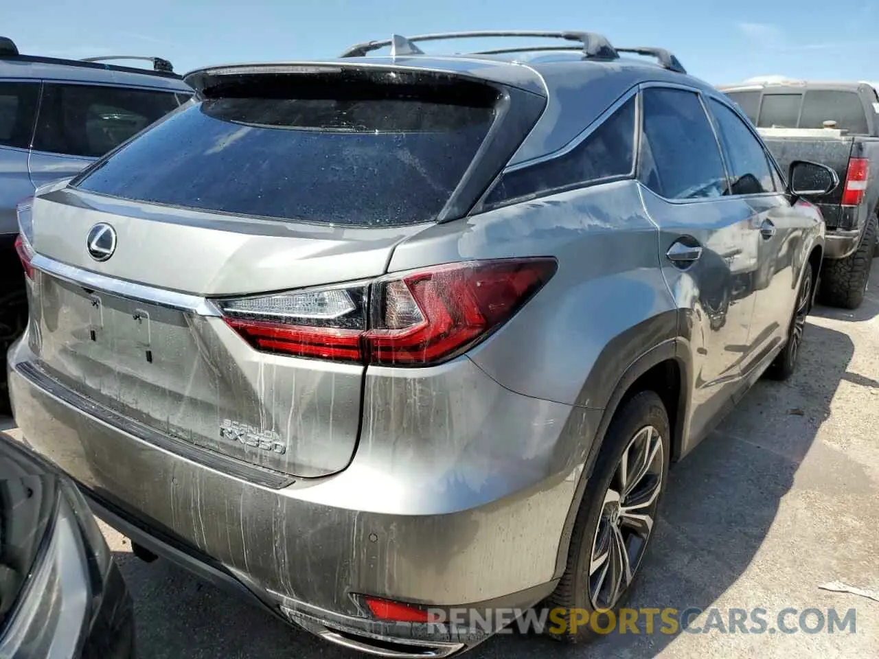 4 fotografías del automóvil dañado 2T2HZMAA0LC166127 LEXUS RX350 2020