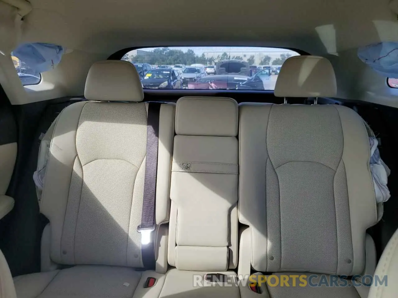 10 fotografías del automóvil dañado 2T2HZMAA1LC174818 LEXUS RX350 2020