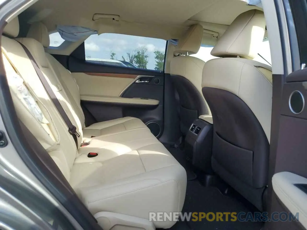 11 fotografías del automóvil dañado 2T2HZMAA1LC174818 LEXUS RX350 2020