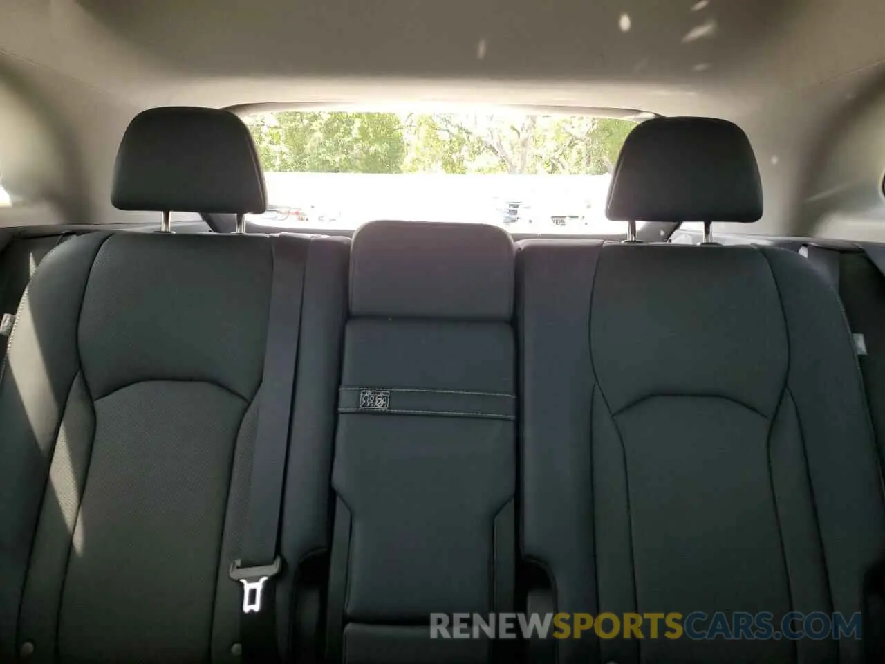 10 fotografías del automóvil dañado 2T2HZMAA2LC166971 LEXUS RX350 2020