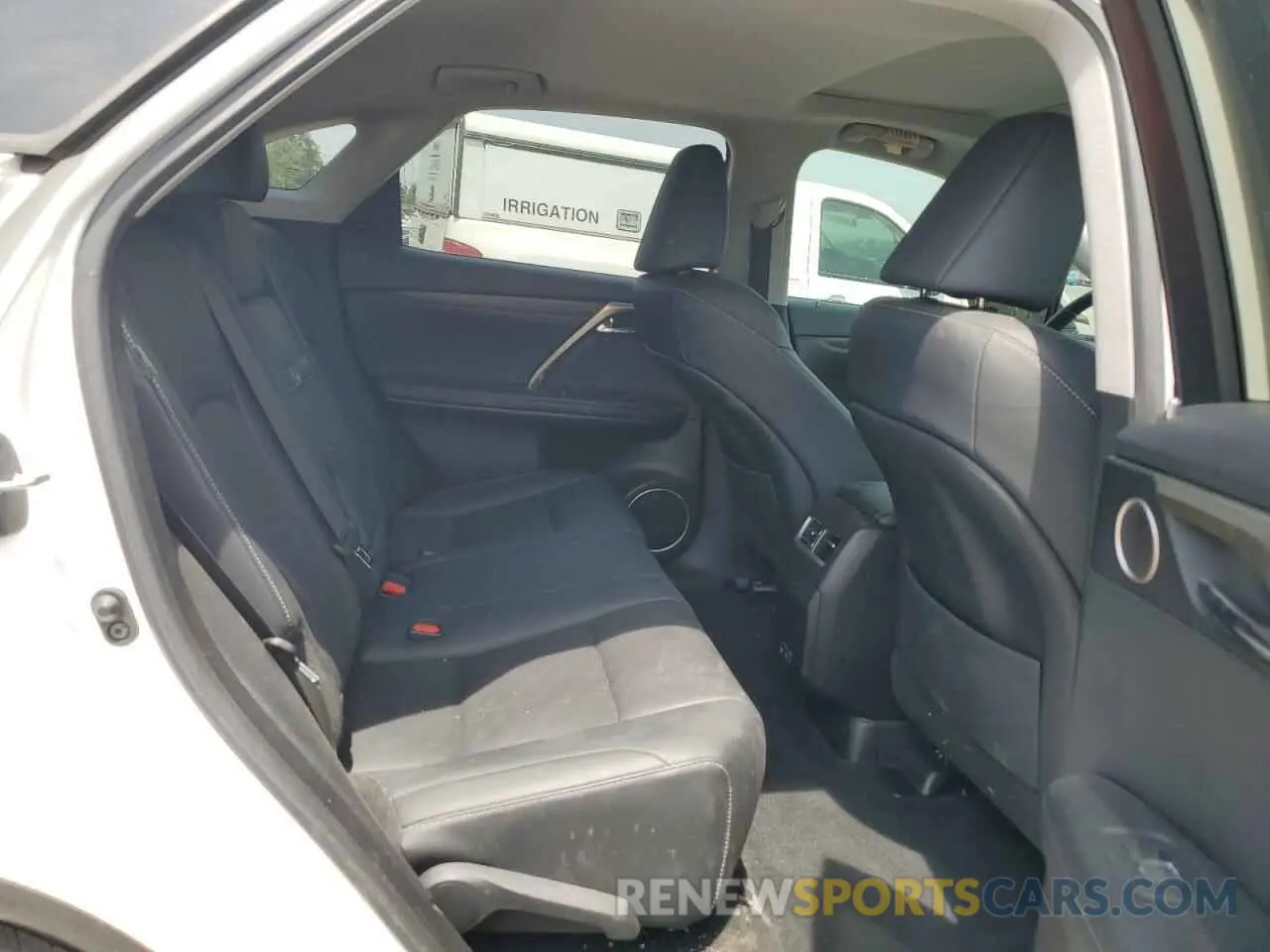 11 fotografías del automóvil dañado 2T2HZMAA2LC166971 LEXUS RX350 2020