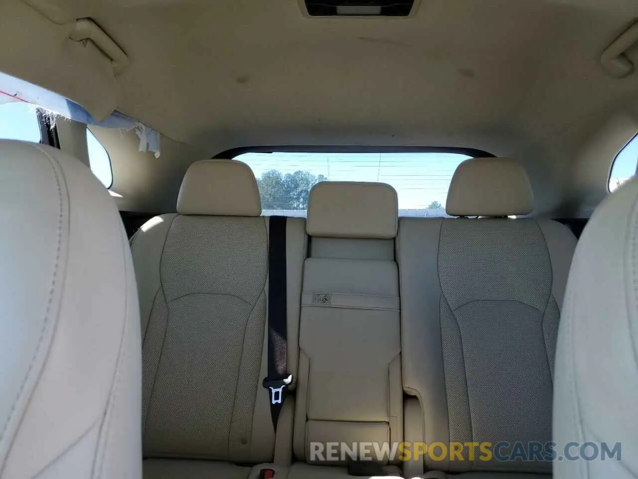 10 fotografías del automóvil dañado 2T2HZMAA2LC169157 LEXUS RX350 2020
