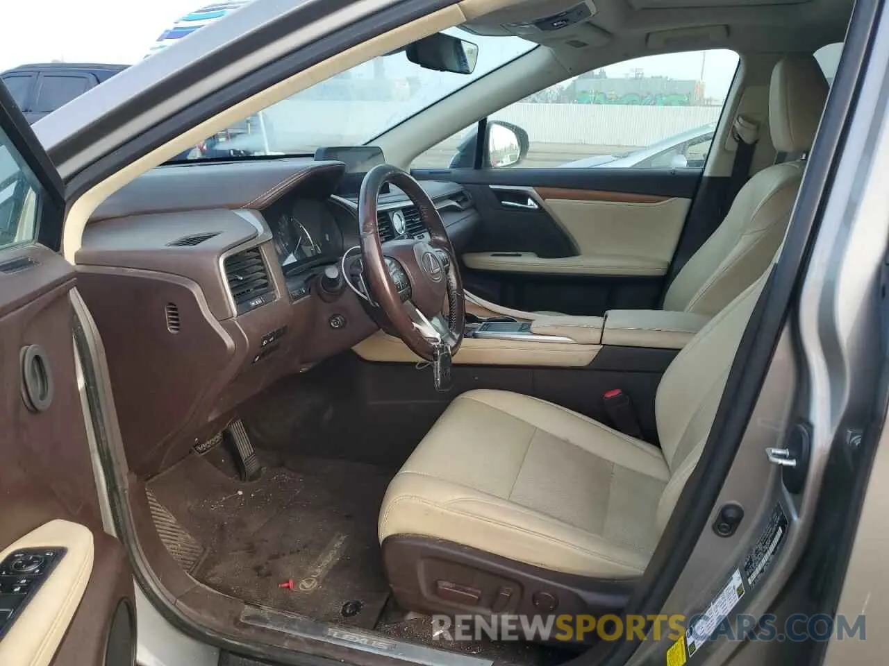 7 fotografías del automóvil dañado 2T2HZMAA4LC174442 LEXUS RX350 2020