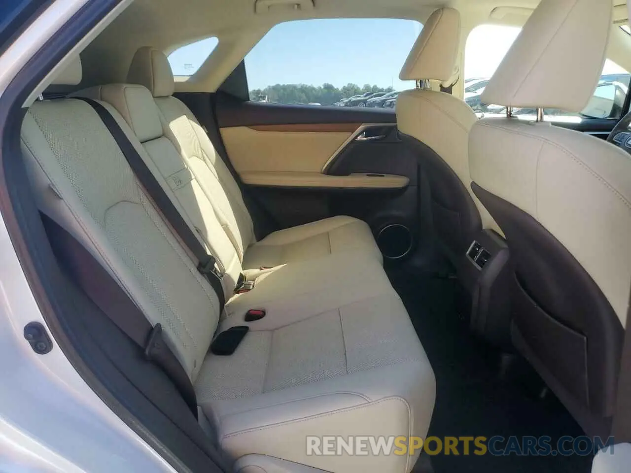 11 fotografías del automóvil dañado 2T2HZMAA5LC173817 LEXUS RX350 2020