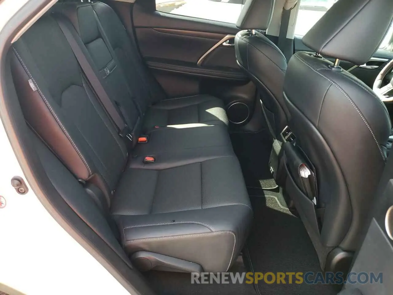 6 fotografías del automóvil dañado 2T2HZMAA6LC151521 LEXUS RX350 2020